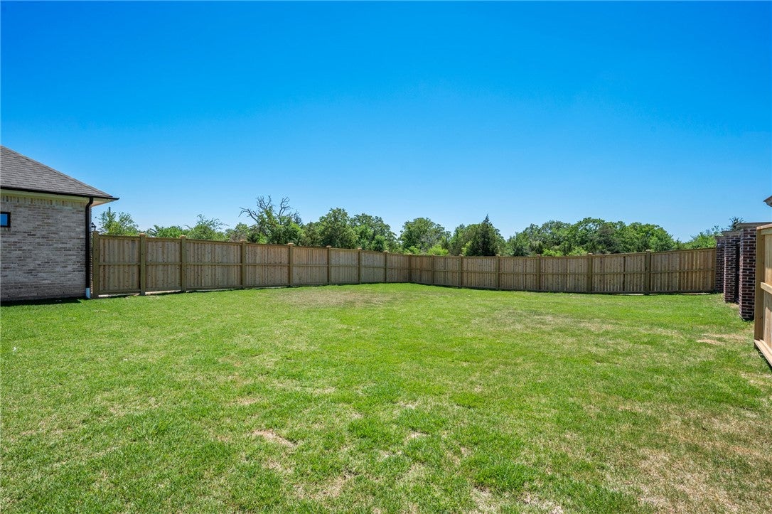 Bryan, Texas, 77802, United States, 4 Bedrooms Bedrooms, ,5 BathroomsBathrooms,Residential,Active,1747345