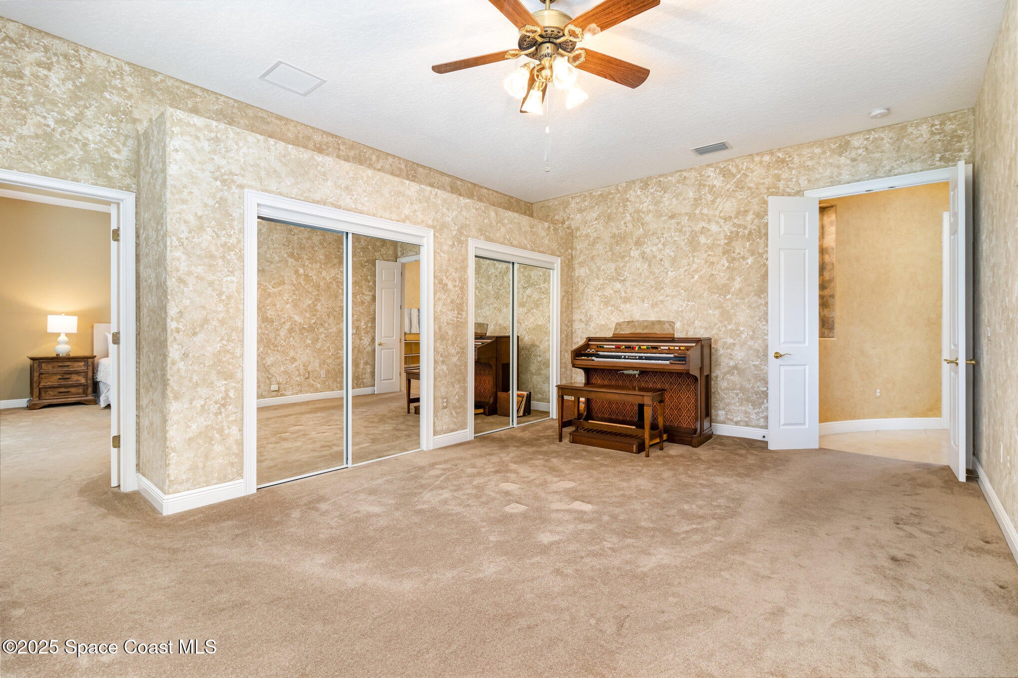 Palm Bay, Florida, 32909, United States, 5 Bedrooms Bedrooms, ,5 BathroomsBathrooms,Residential,Active,1914822