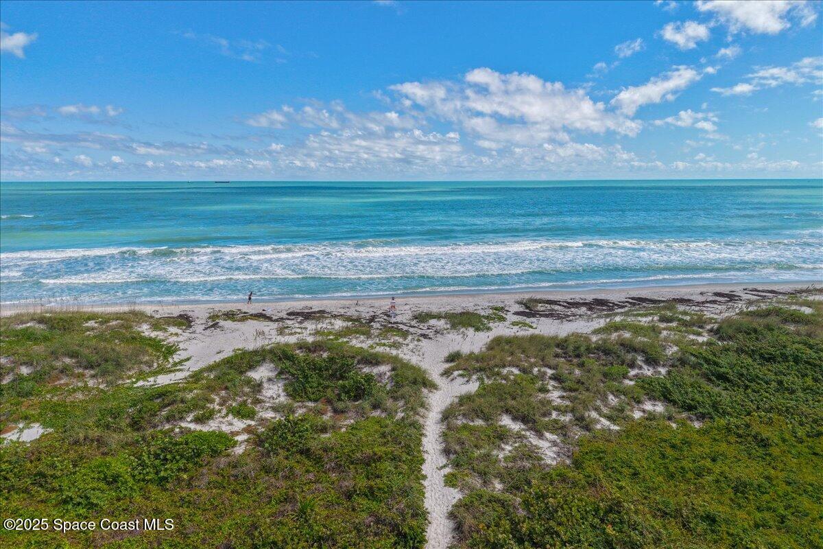 Cocoa Beach, Florida, 32931, United States, 5 Bedrooms Bedrooms, ,4 BathroomsBathrooms,Residential,Active,1954326