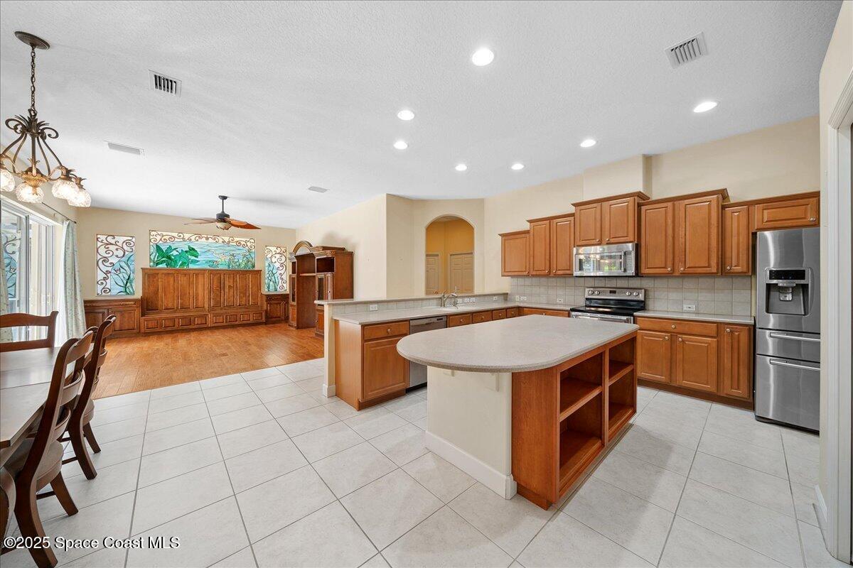 Indialantic, Florida, 32903, United States, 5 Bedrooms Bedrooms, ,4 BathroomsBathrooms,Residential,Active,1902942