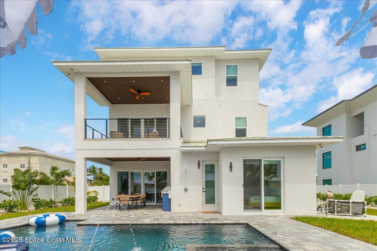 Cocoa Beach, Florida, 32931, United States, 5 Bedrooms Bedrooms, ,4 BathroomsBathrooms,Residential,Active,1954326