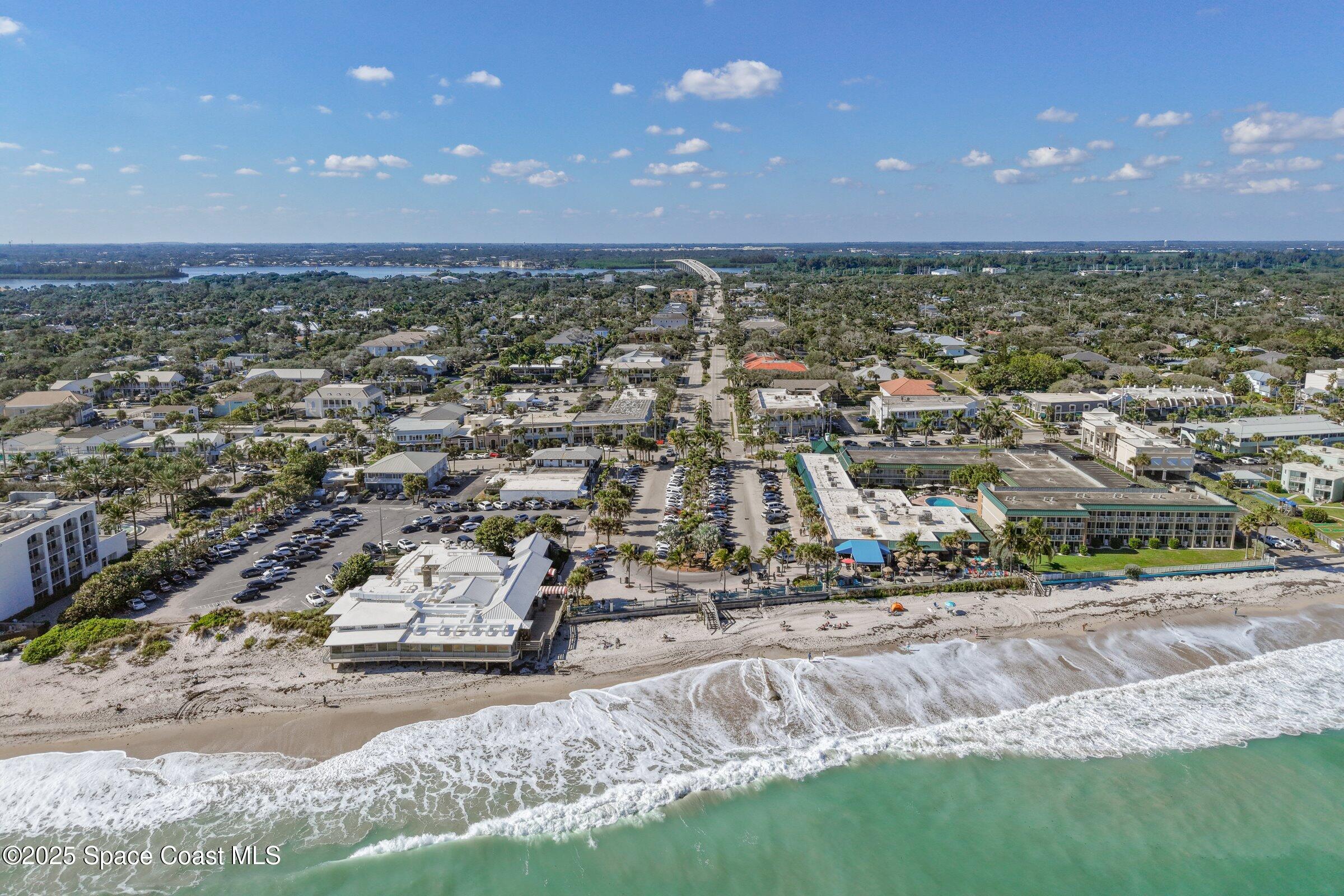 Vero Beach, Florida, 32963, United States, 3 Bedrooms Bedrooms, ,5 BathroomsBathrooms,Residential,Active,2006813