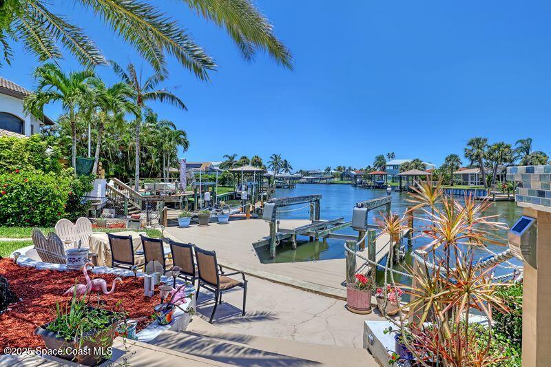 Cocoa Beach, Florida, 32931, United States, 4 Bedrooms Bedrooms, ,4 BathroomsBathrooms,Residential,Active,1899881