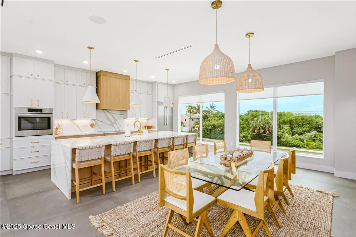 Cocoa Beach, Florida, 32931, United States, 5 Bedrooms Bedrooms, ,4 BathroomsBathrooms,Residential,Active,1954326