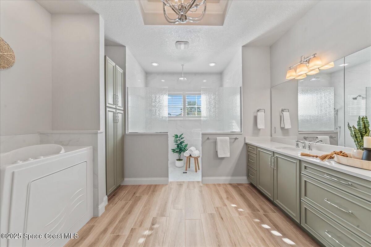 Melbourne, Florida, 32940, United States, 5 Bedrooms Bedrooms, ,4 BathroomsBathrooms,Residential,Active,2007130