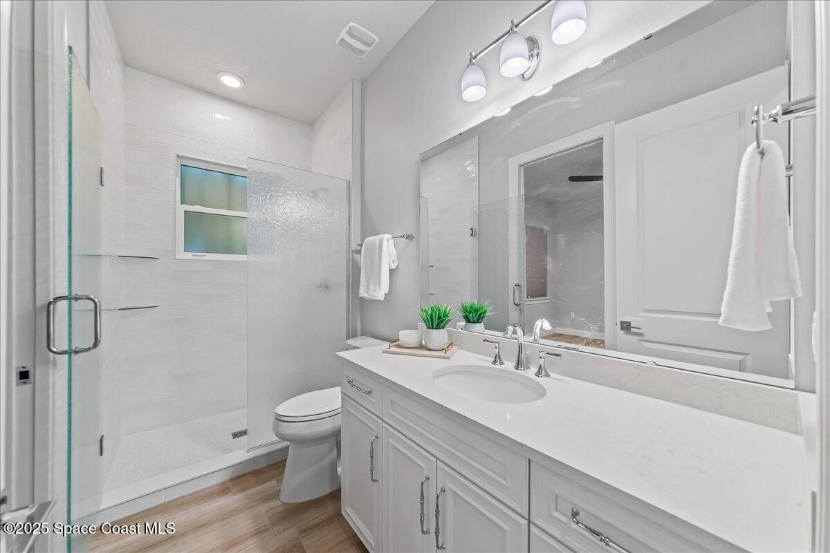 Melbourne, Florida, 32940, United States, 5 Bedrooms Bedrooms, ,4 BathroomsBathrooms,Residential,Active,2007130