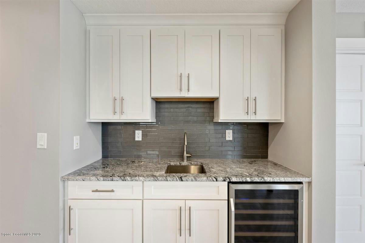 Satellite Beach, Florida, 32937, United States, ,4 BathroomsBathrooms,Residential,Pending,1770074