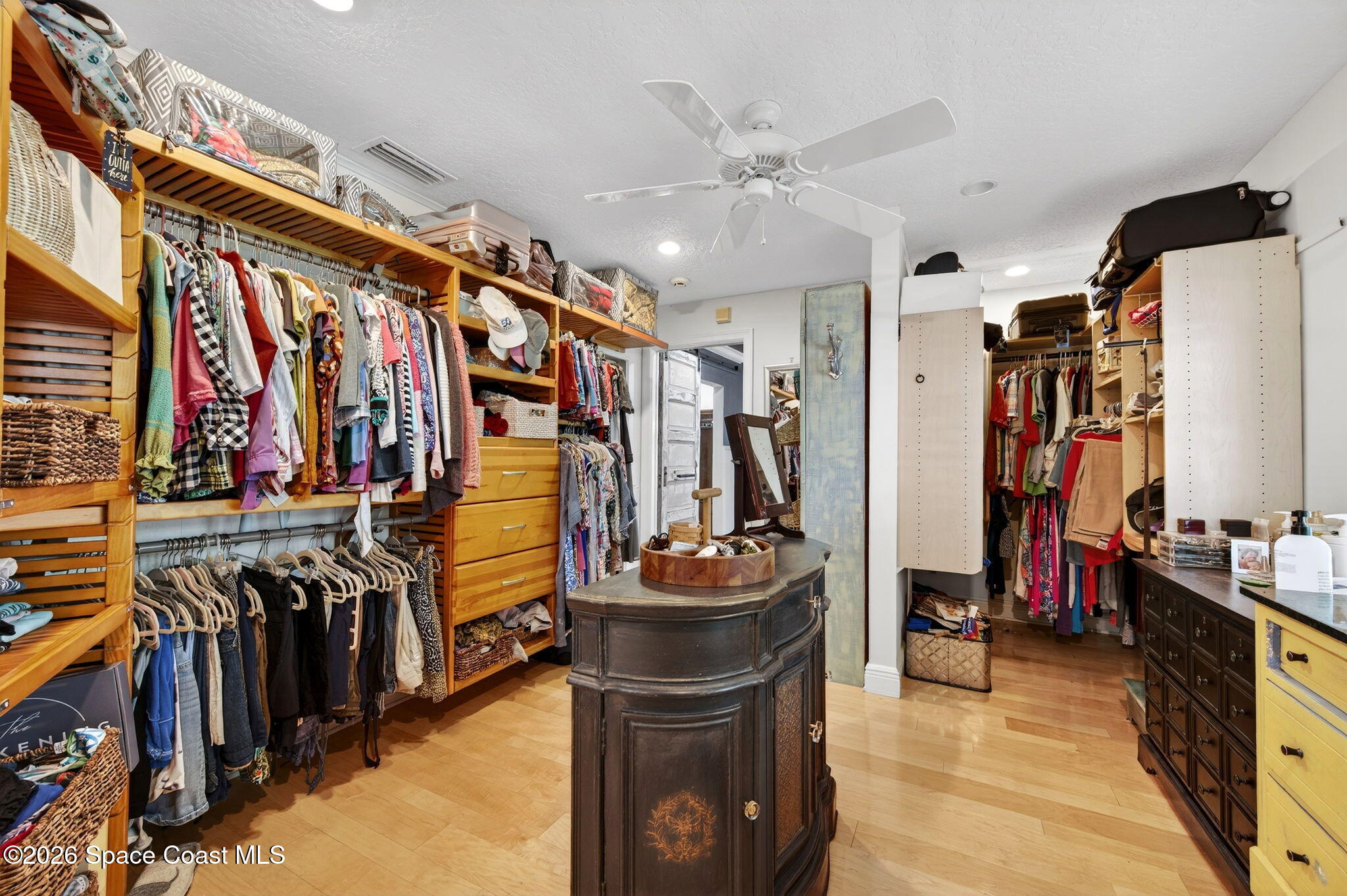 Cocoa Beach, Florida, 32931, United States, 3 Bedrooms Bedrooms, ,2 BathroomsBathrooms,Residential,Active,2027317