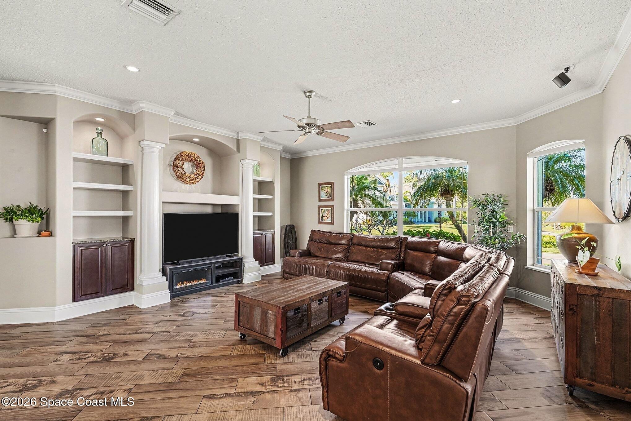 Cocoa, Florida, 32926, United States, 4 Bedrooms Bedrooms, ,4 BathroomsBathrooms,Residential,Active,2009184