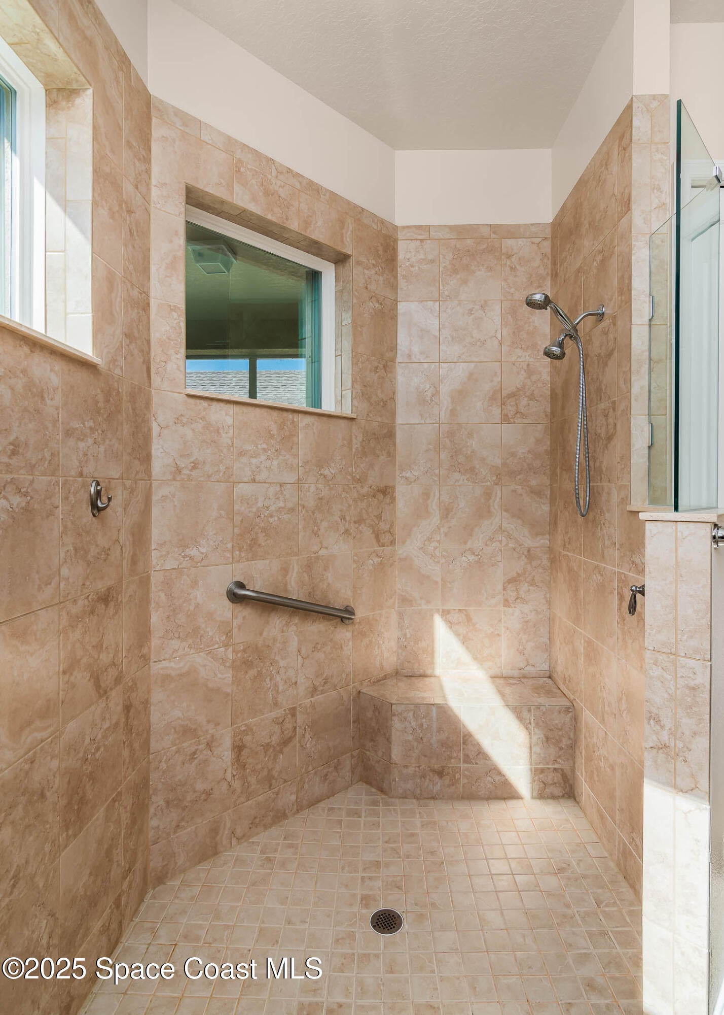 Rockledge, Florida, 32955, United States, 4 Bedrooms Bedrooms, ,3 BathroomsBathrooms,Residential,Contingent,2007057