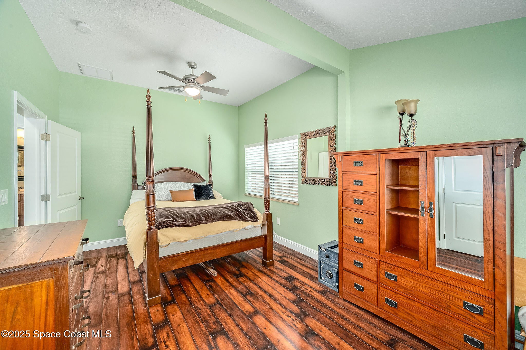 Melbourne, Florida, 32901, United States, 2 Bedrooms Bedrooms, ,2 BathroomsBathrooms,Residential,Active,1902939