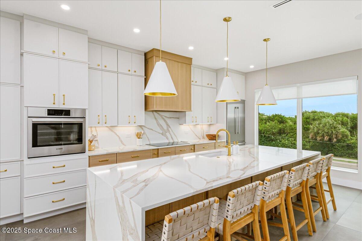 Cocoa Beach, Florida, 32931, United States, 5 Bedrooms Bedrooms, ,4 BathroomsBathrooms,Residential,Active,1954326