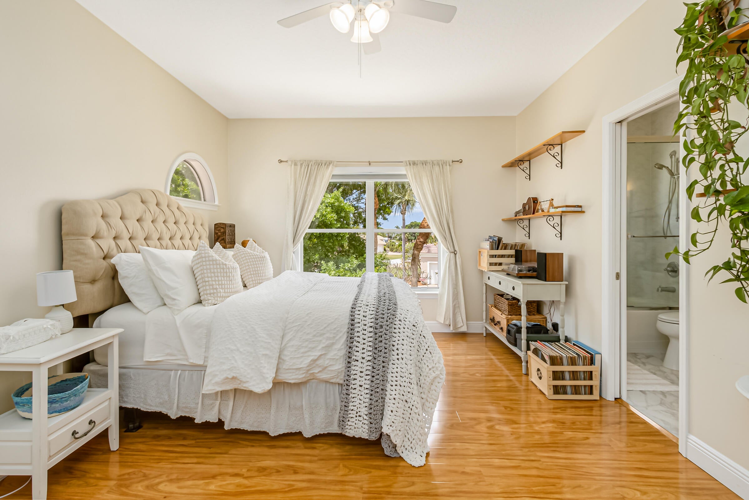 Satellite Beach, Florida, 32937, United States, 5 Bedrooms Bedrooms, ,5 BathroomsBathrooms,Residential,Active,1770170