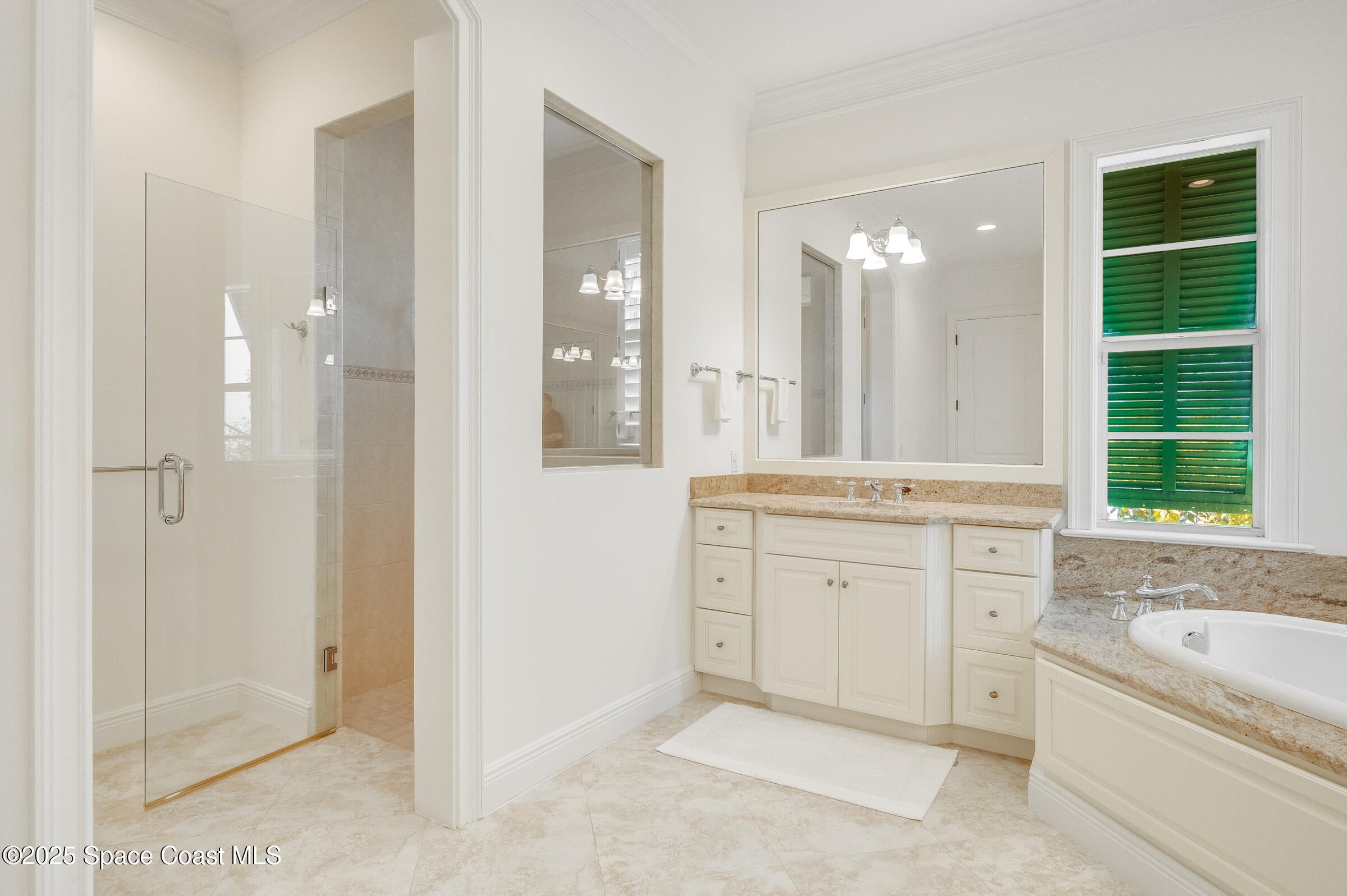 Indian River Shores, Florida, 32963, United States, 3 Bedrooms Bedrooms, ,4 BathroomsBathrooms,Residential,Active,1959953