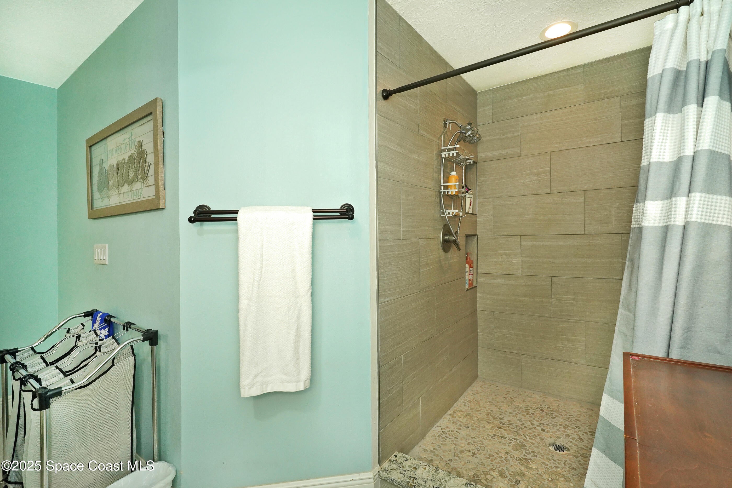 Cocoa Beach, Florida, 32931, United States, 4 Bedrooms Bedrooms, ,3 BathroomsBathrooms,Residential,Active,1898013
