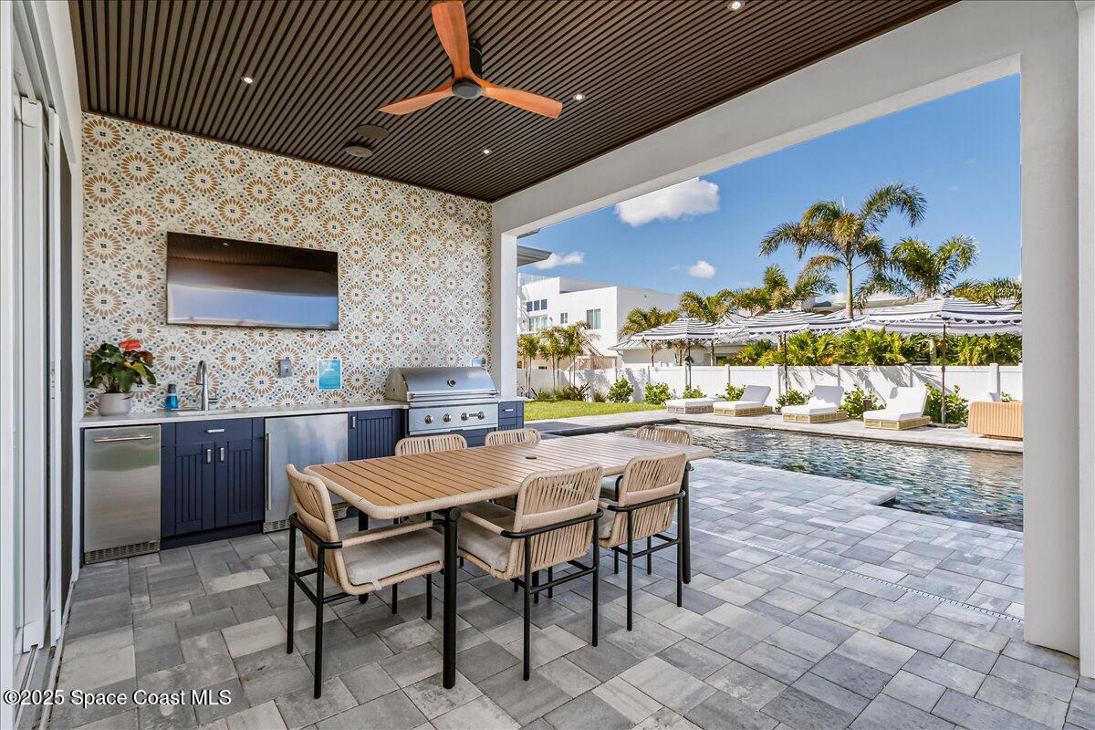 Cocoa Beach, Florida, 32931, United States, 5 Bedrooms Bedrooms, ,4 BathroomsBathrooms,Residential,Active,1954326