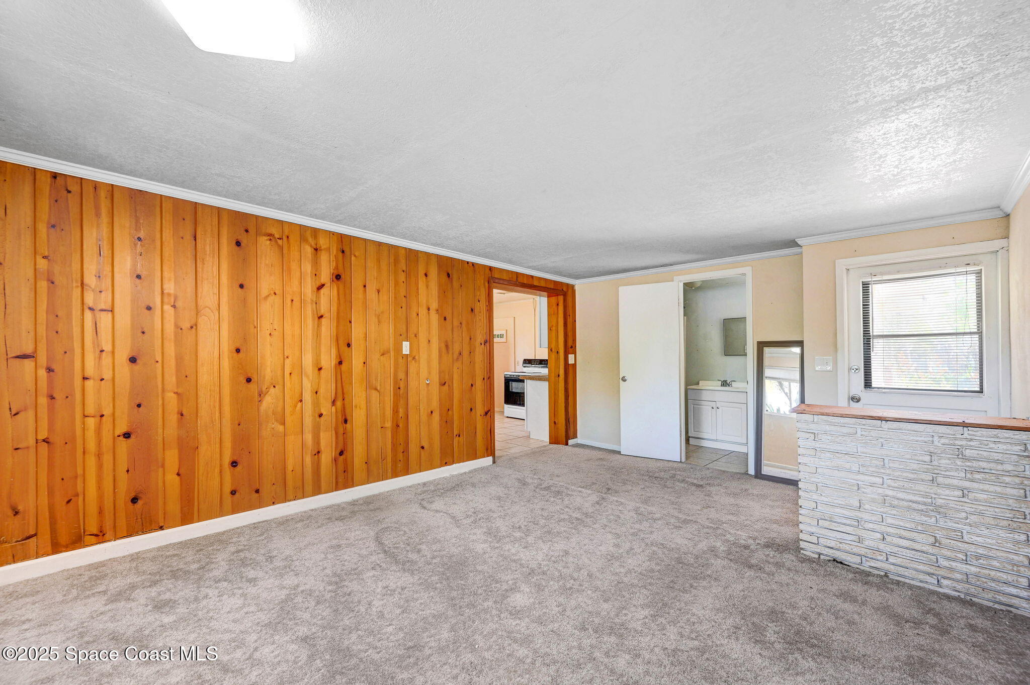 Indialantic, Florida, 32903, United States, 3 Bedrooms Bedrooms, ,2 BathroomsBathrooms,Residential,Active,1999941