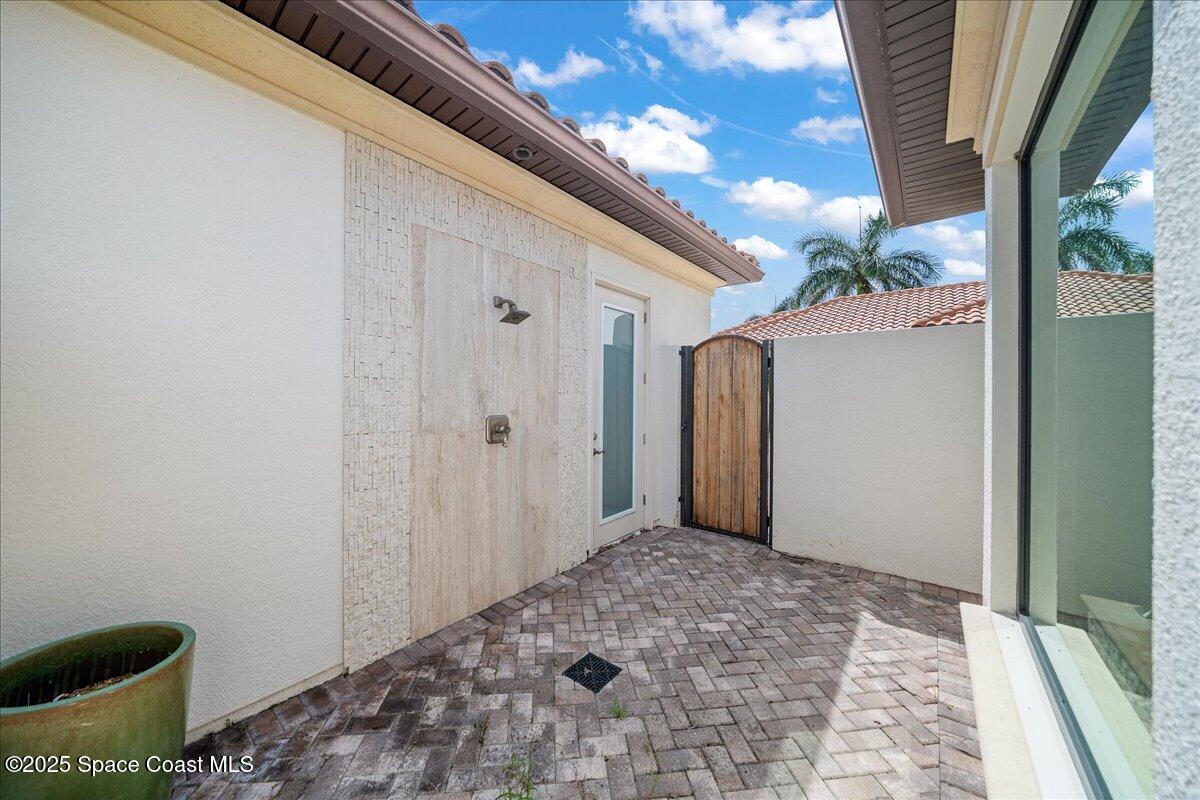 Melbourne, Florida, 32940, United States, 4 Bedrooms Bedrooms, ,4 BathroomsBathrooms,Residential,Active,2006940