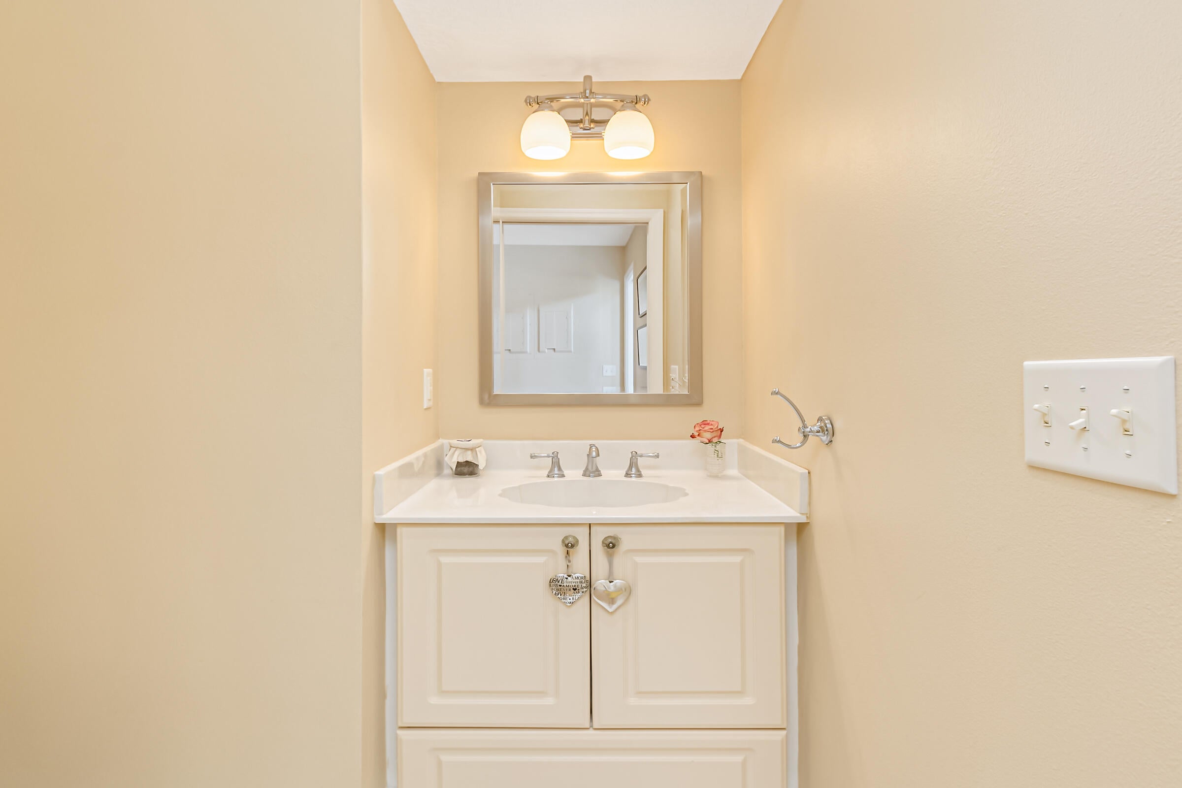 Satellite Beach, Florida, 32937, United States, 5 Bedrooms Bedrooms, ,5 BathroomsBathrooms,Residential,Active,1770170