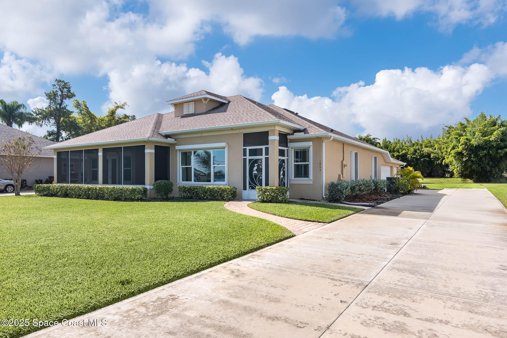 Rockledge, Florida, 32955, United States, 4 Bedrooms Bedrooms, ,3 BathroomsBathrooms,Residential,Contingent,2007057