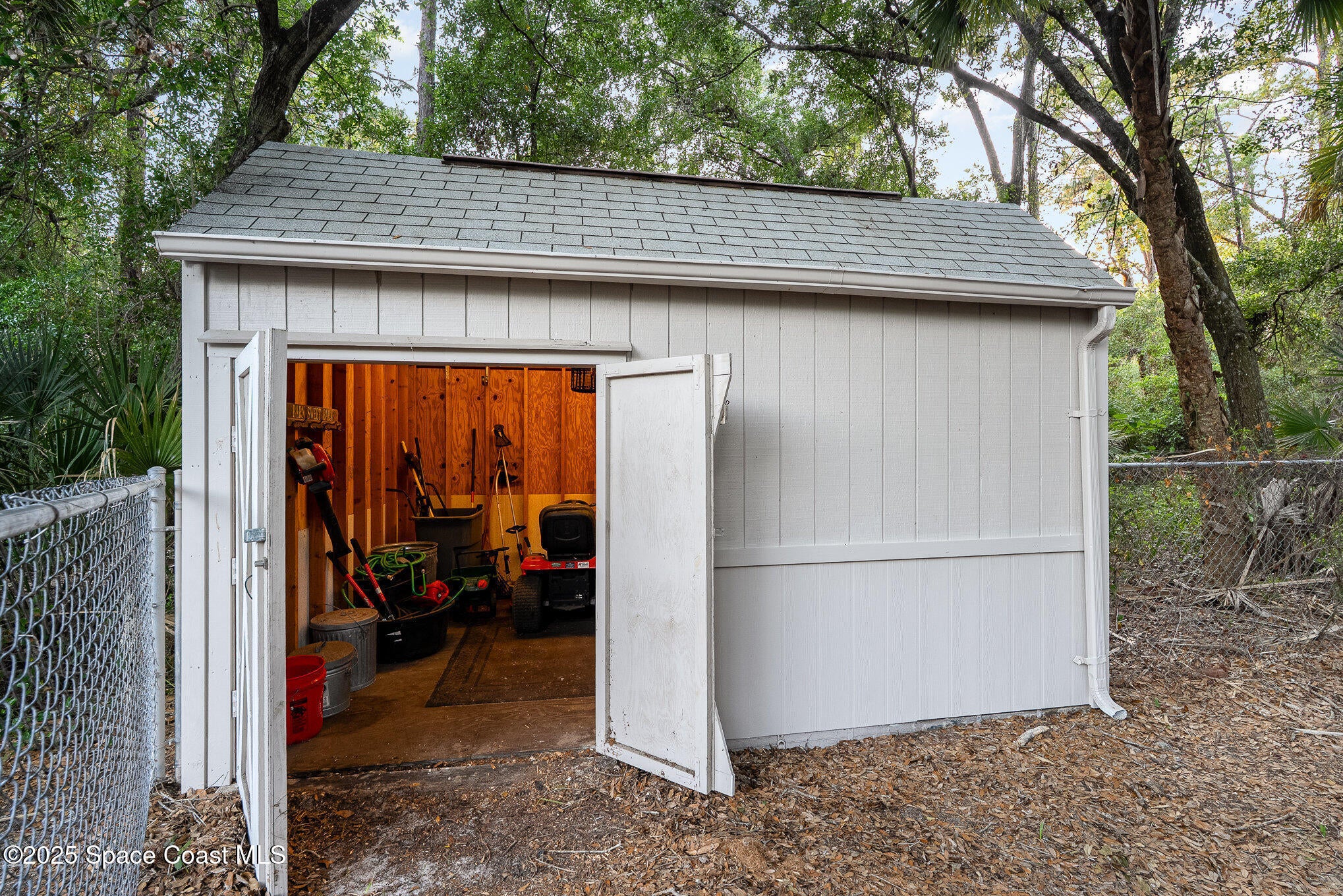 Titusville, Florida, 32780, United States, 6 Bedrooms Bedrooms, ,4 BathroomsBathrooms,Residential,Active,1790940