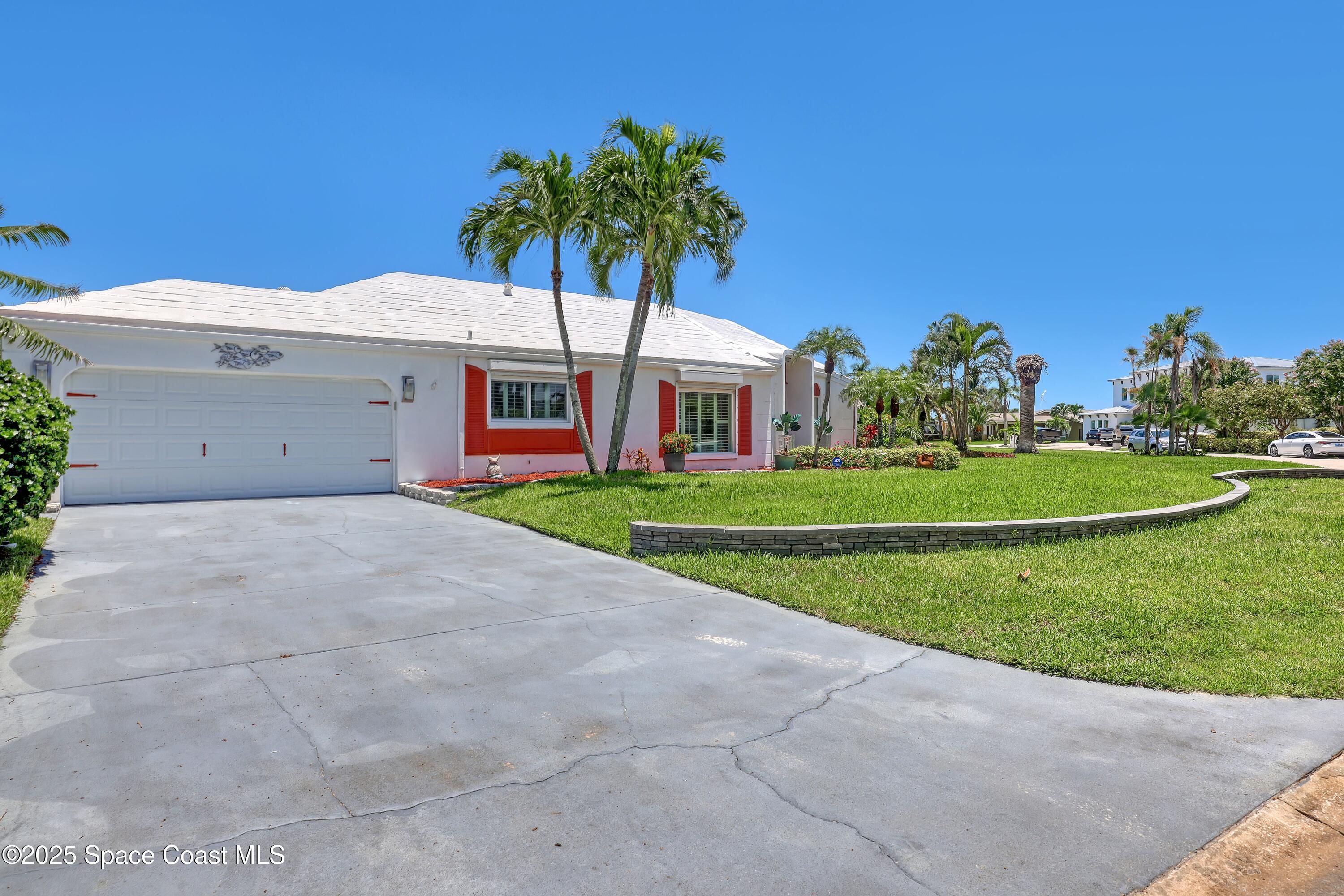Cocoa Beach, Florida, 32931, United States, 4 Bedrooms Bedrooms, ,4 BathroomsBathrooms,Residential,Active,1899881