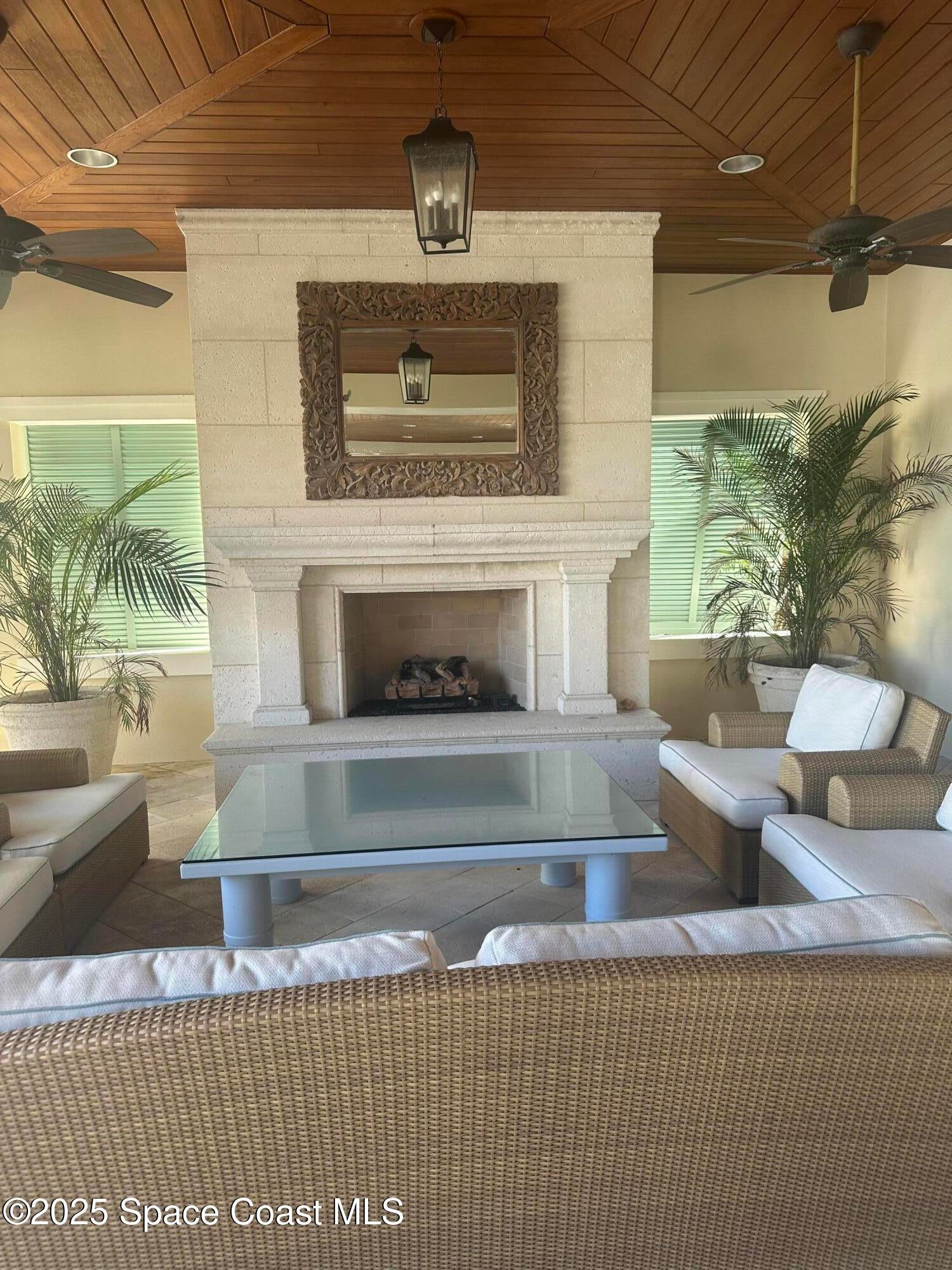 Indian River Shores, Florida, 32963, United States, 3 Bedrooms Bedrooms, ,4 BathroomsBathrooms,Residential,Active,1959953