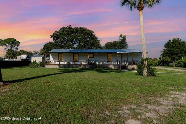 8110 PINE RIDGE TRL, SEBASTIAN, FL 32976 - Image 1