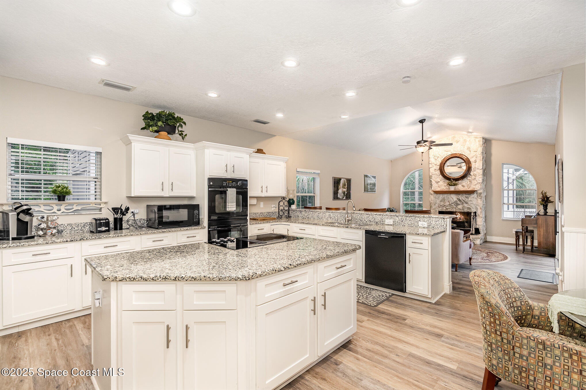 Titusville, Florida, 32780, United States, 6 Bedrooms Bedrooms, ,4 BathroomsBathrooms,Residential,Active,1790940