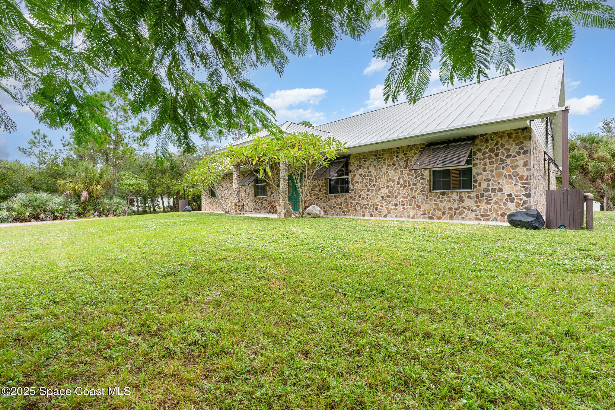 Grant-Valkaria, Florida, 32950, United States, 5 Bedrooms Bedrooms, ,4 BathroomsBathrooms,Residential,Active,1990601
