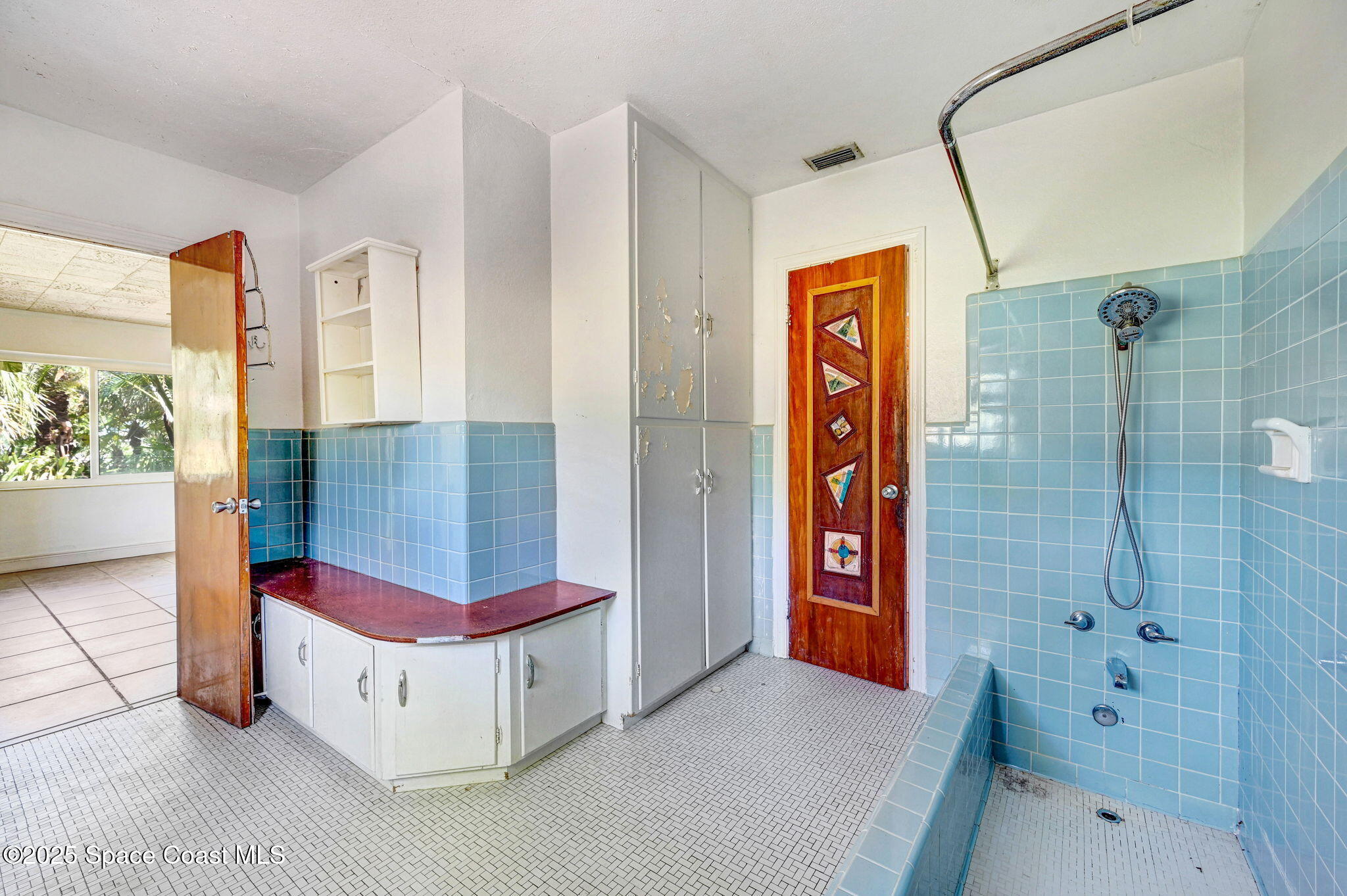 Indialantic, Florida, 32903, United States, 3 Bedrooms Bedrooms, ,2 BathroomsBathrooms,Residential,Active,1999941