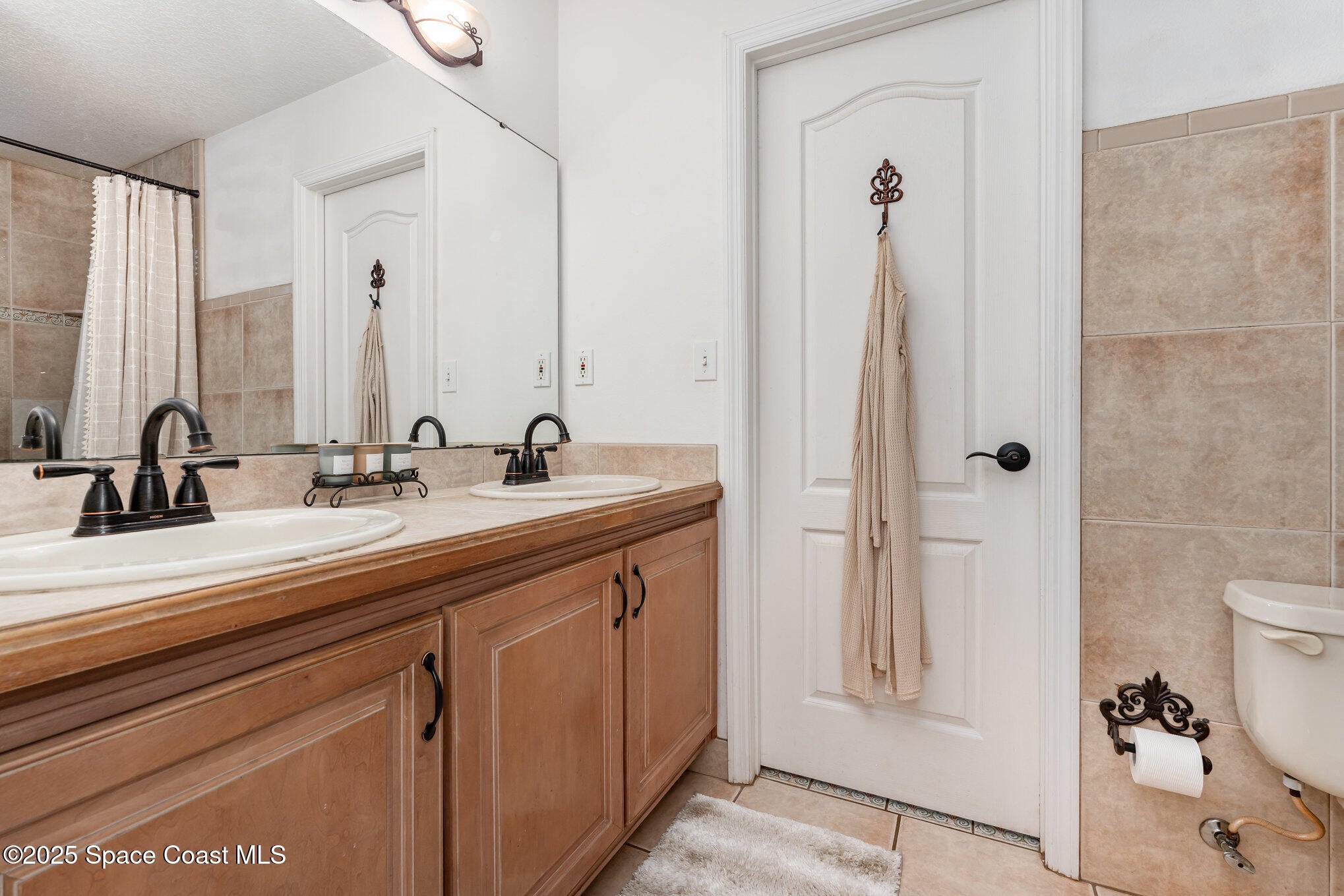 Grant-Valkaria, Florida, 32950, United States, 5 Bedrooms Bedrooms, ,4 BathroomsBathrooms,Residential,Active,1990601