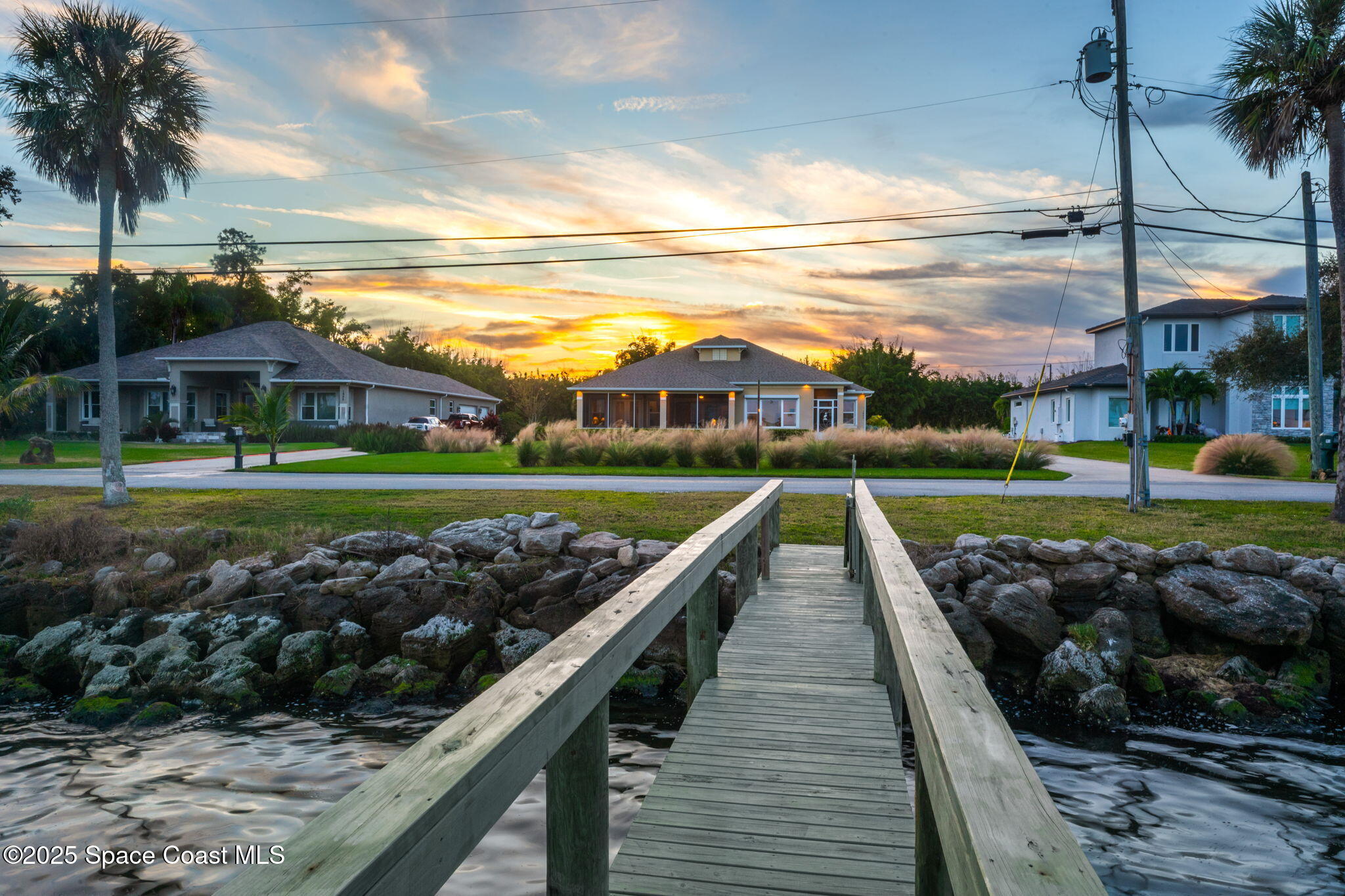 Rockledge, Florida, 32955, United States, 4 Bedrooms Bedrooms, ,3 BathroomsBathrooms,Residential,Contingent,2007057