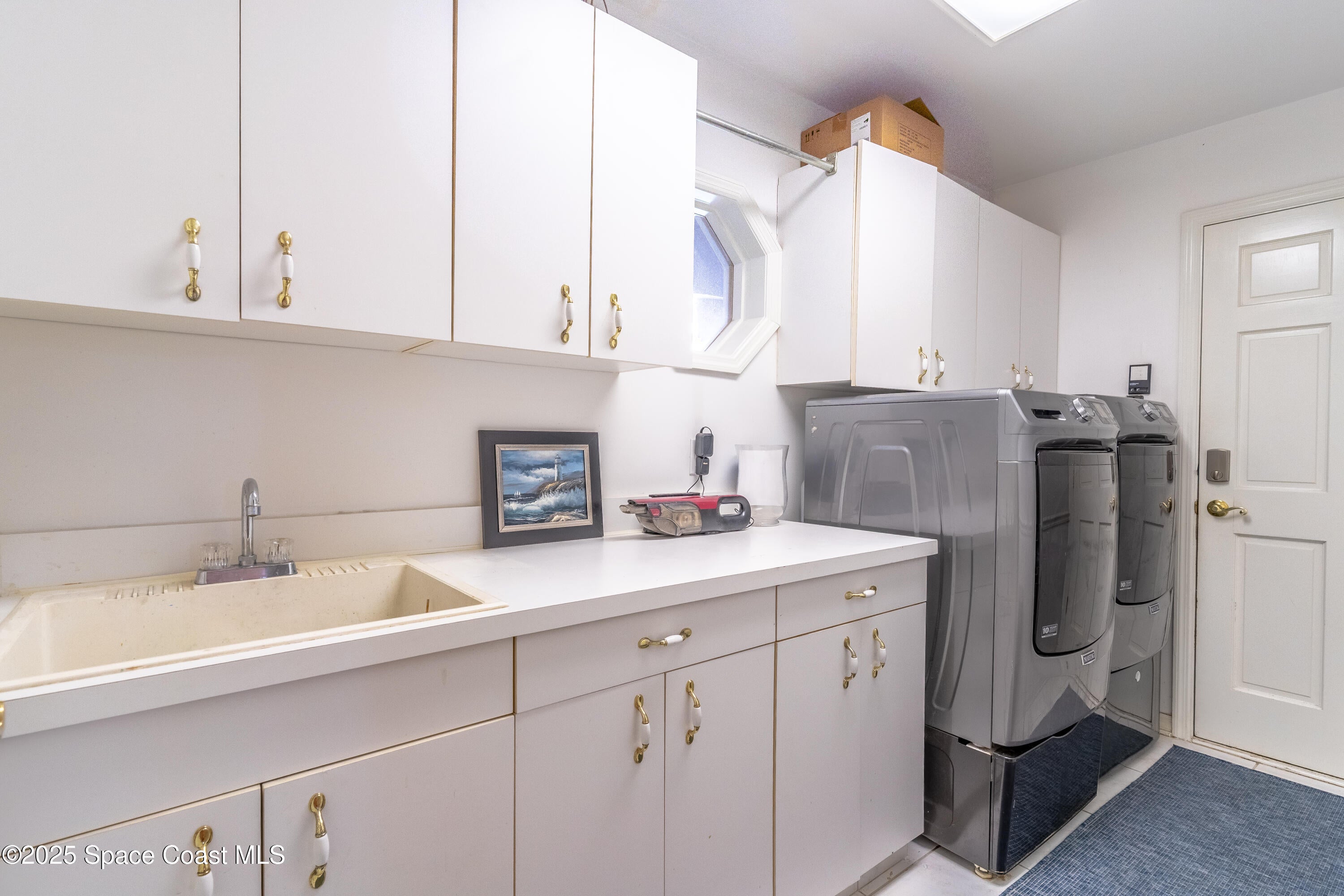 Merritt Island, Florida, 32952, United States, 5 Bedrooms Bedrooms, ,4 BathroomsBathrooms,Residential,Active,1909602