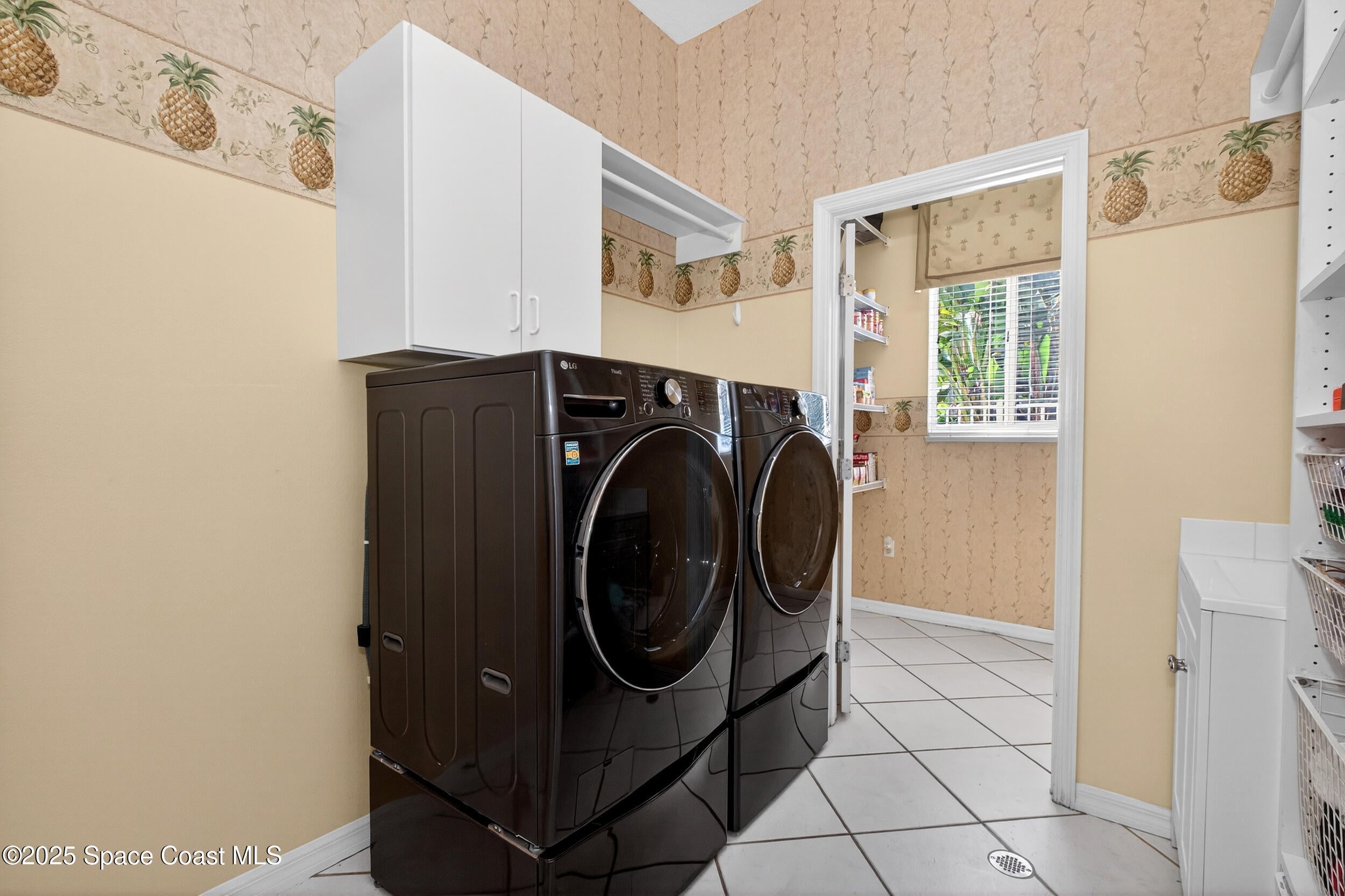 Merritt Island, Florida, 32953, United States, 4 Bedrooms Bedrooms, ,3 BathroomsBathrooms,Residential,Active,1999923