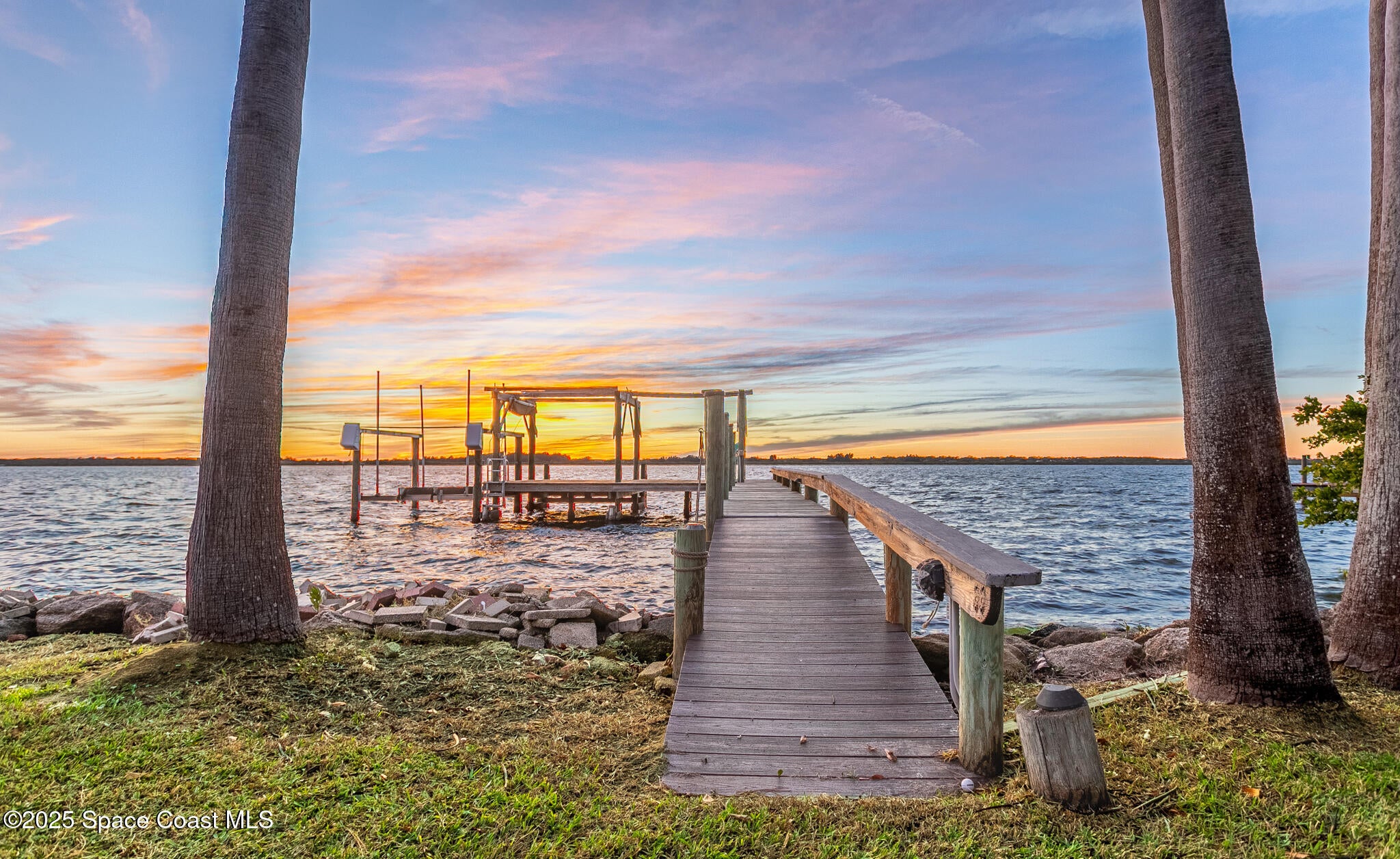 Merritt Island, Florida, 32952, United States, 3 Bedrooms Bedrooms, ,3 BathroomsBathrooms,Residential,Active,1992237