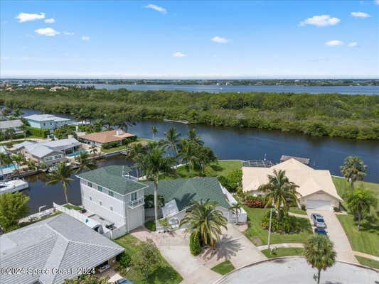 689 S HEDGECOCK SQ, SATELLITE BEACH, FL 32937 - Image 1