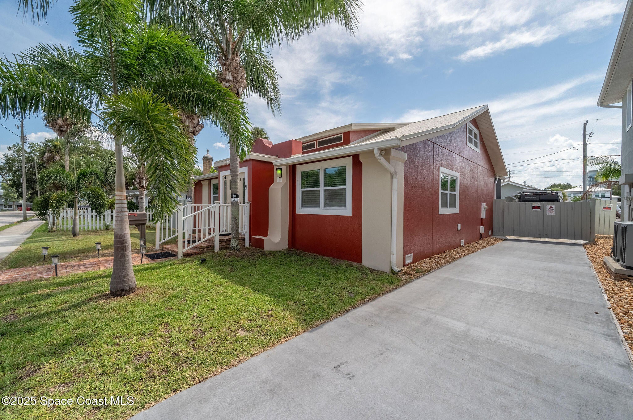 Melbourne, Florida, 32901, United States, 2 Bedrooms Bedrooms, ,2 BathroomsBathrooms,Residential,Active,1902939
