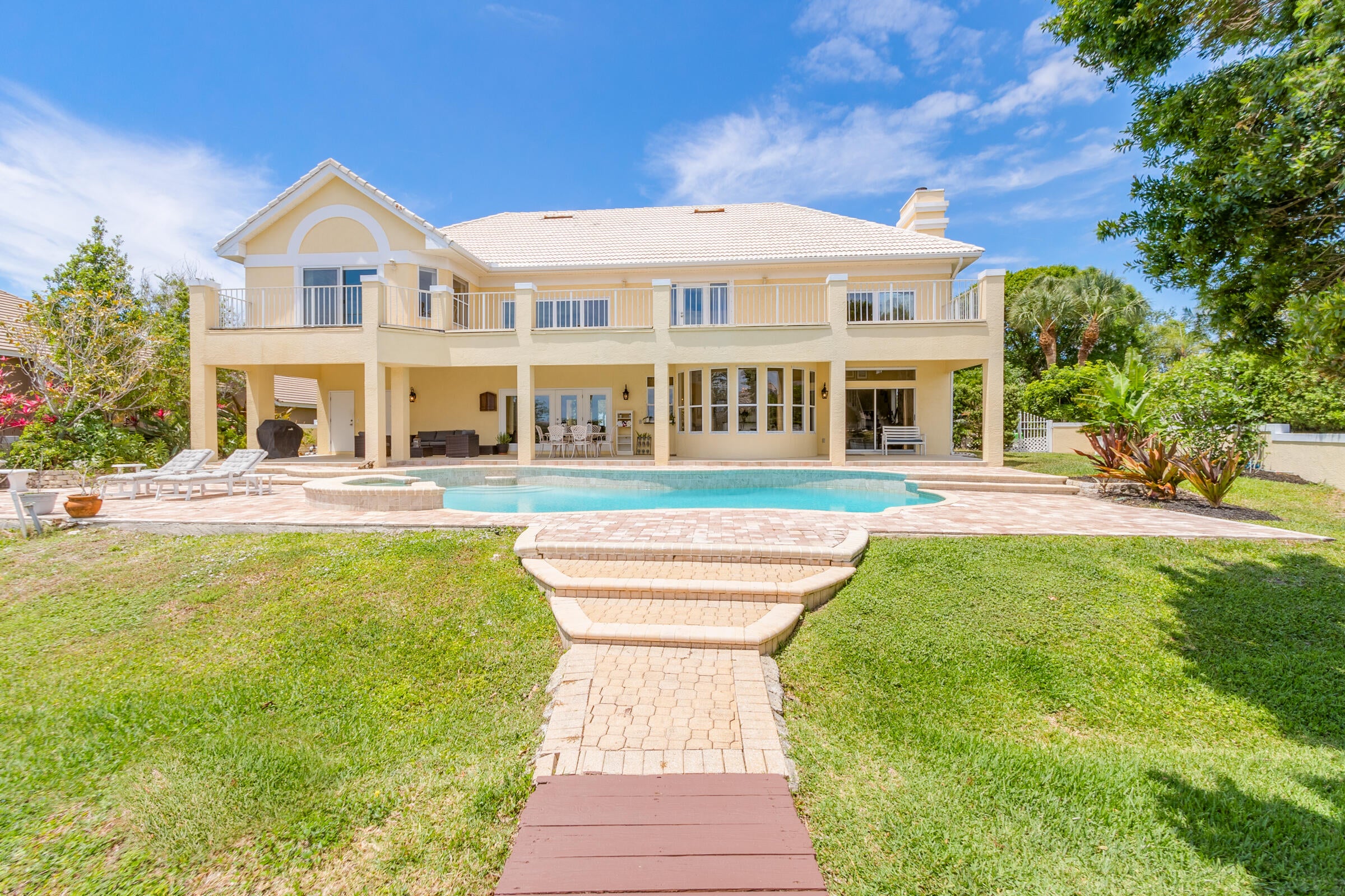Satellite Beach, Florida, 32937, United States, 5 Bedrooms Bedrooms, ,5 BathroomsBathrooms,Residential,Active,1770170