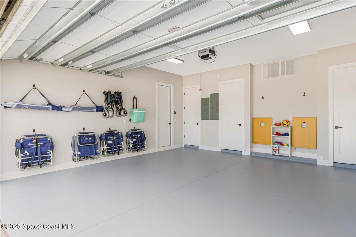 Cocoa Beach, Florida, 32931, United States, 5 Bedrooms Bedrooms, ,4 BathroomsBathrooms,Residential,Active,1954326