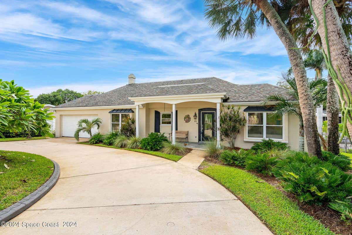 972 TERRY DR, MELBOURNE, FL 32935, photo 1 of 57