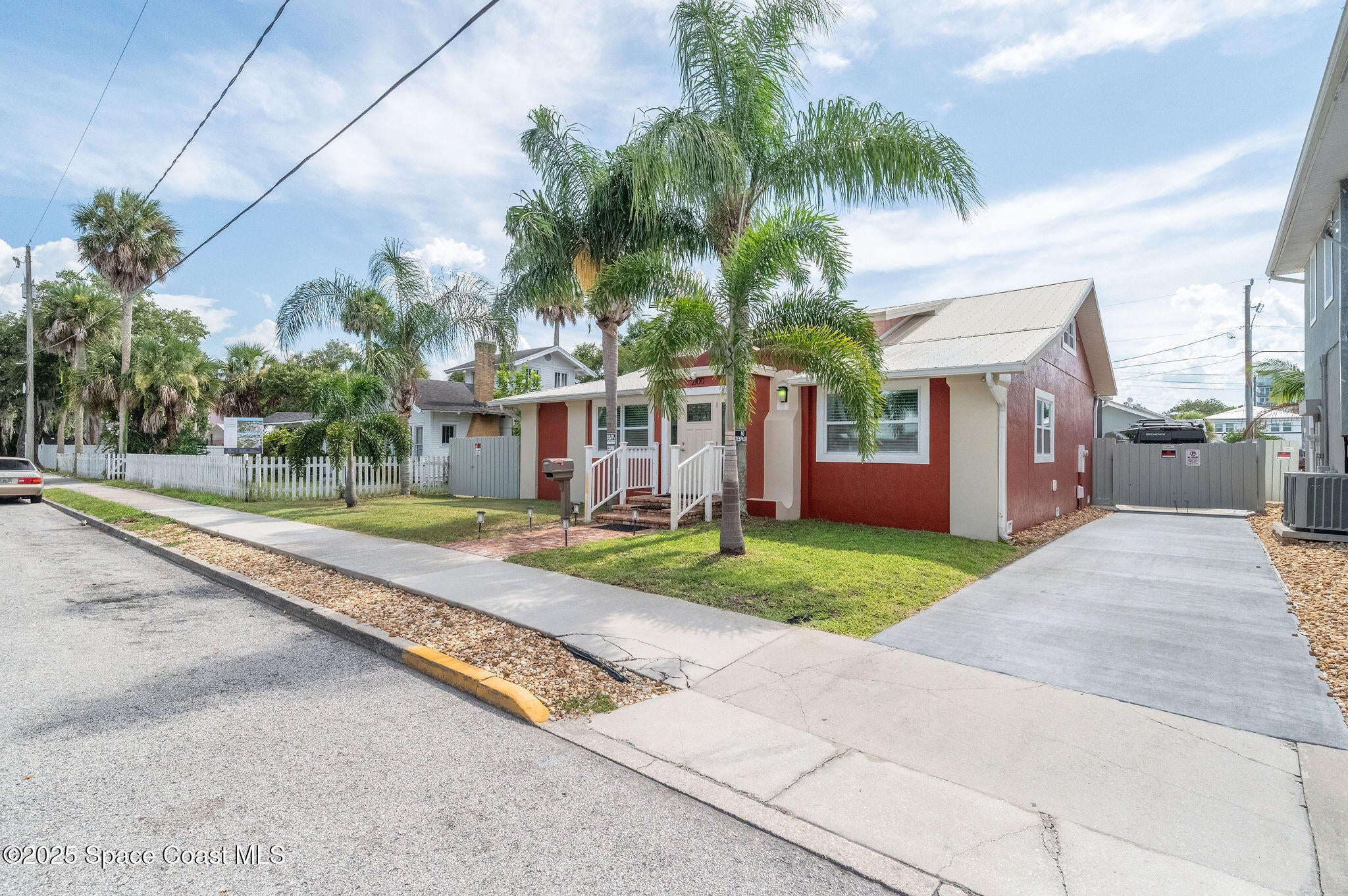 Melbourne, Florida, 32901, United States, 2 Bedrooms Bedrooms, ,2 BathroomsBathrooms,Residential,Active,1902939