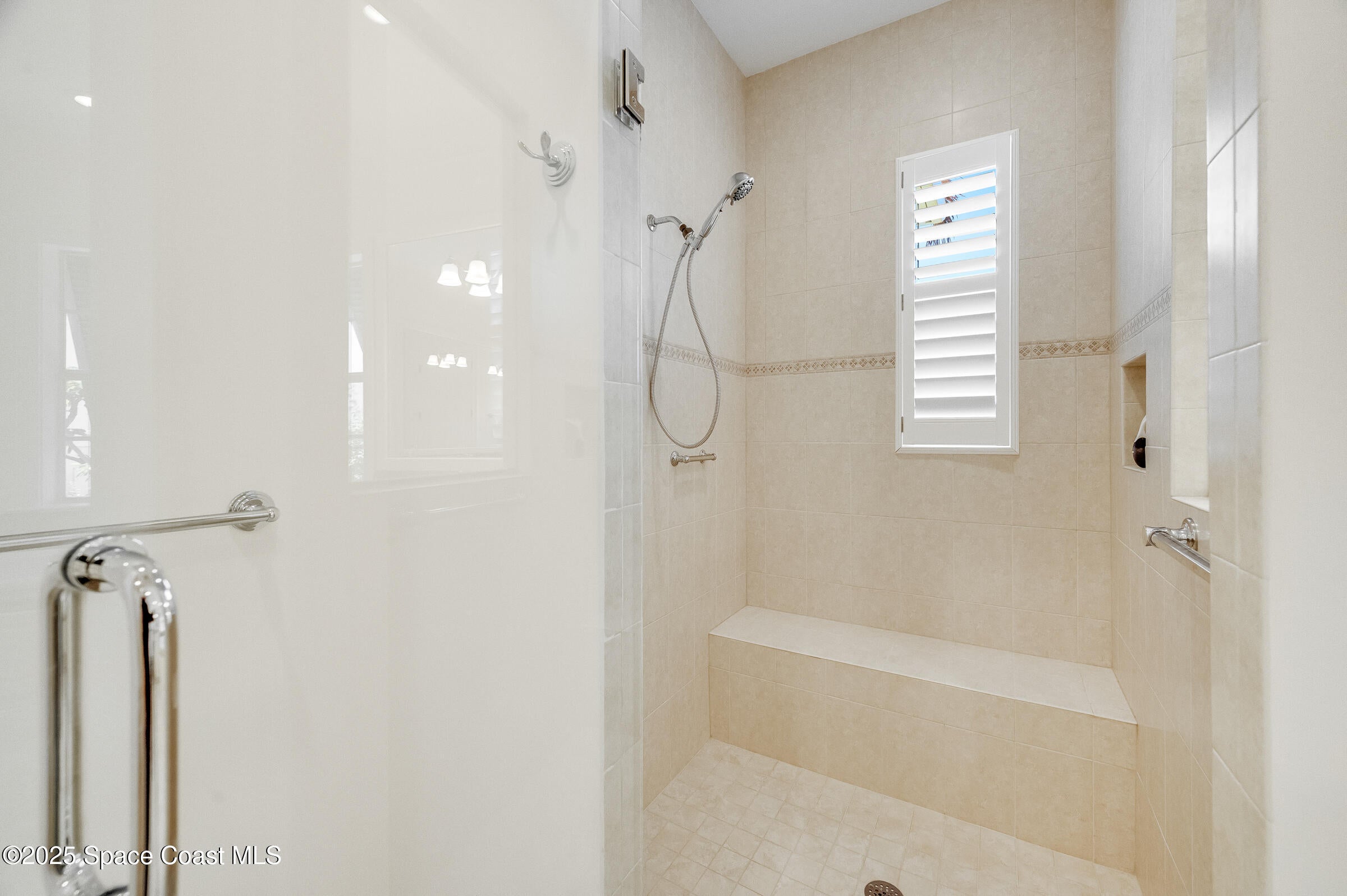 Indian River Shores, Florida, 32963, United States, 3 Bedrooms Bedrooms, ,4 BathroomsBathrooms,Residential,Active,1959953