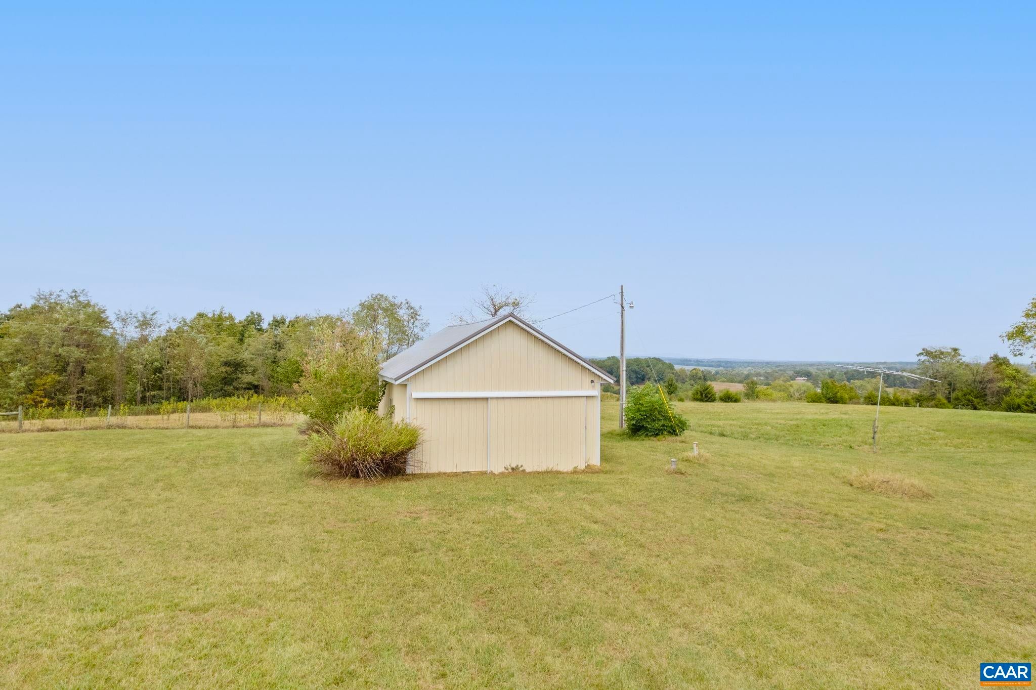 Howardsville, Virginia, 24562, United States, 2 Bedrooms Bedrooms, ,2 BathroomsBathrooms,Residential,Active,1952295