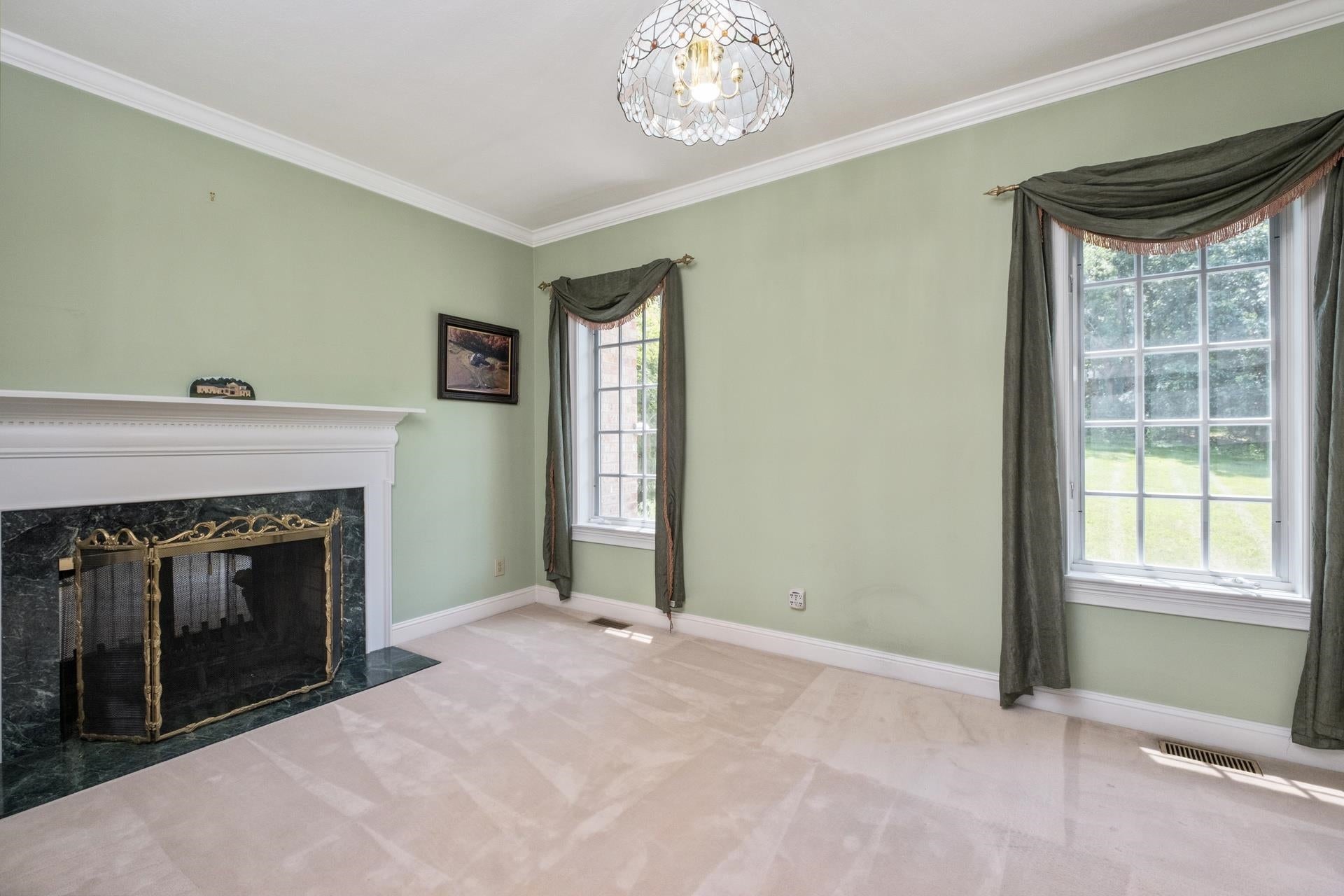 Rockingham, Virginia, 22801, United States, 5 Bedrooms Bedrooms, ,4 BathroomsBathrooms,Residential,Active,1973274