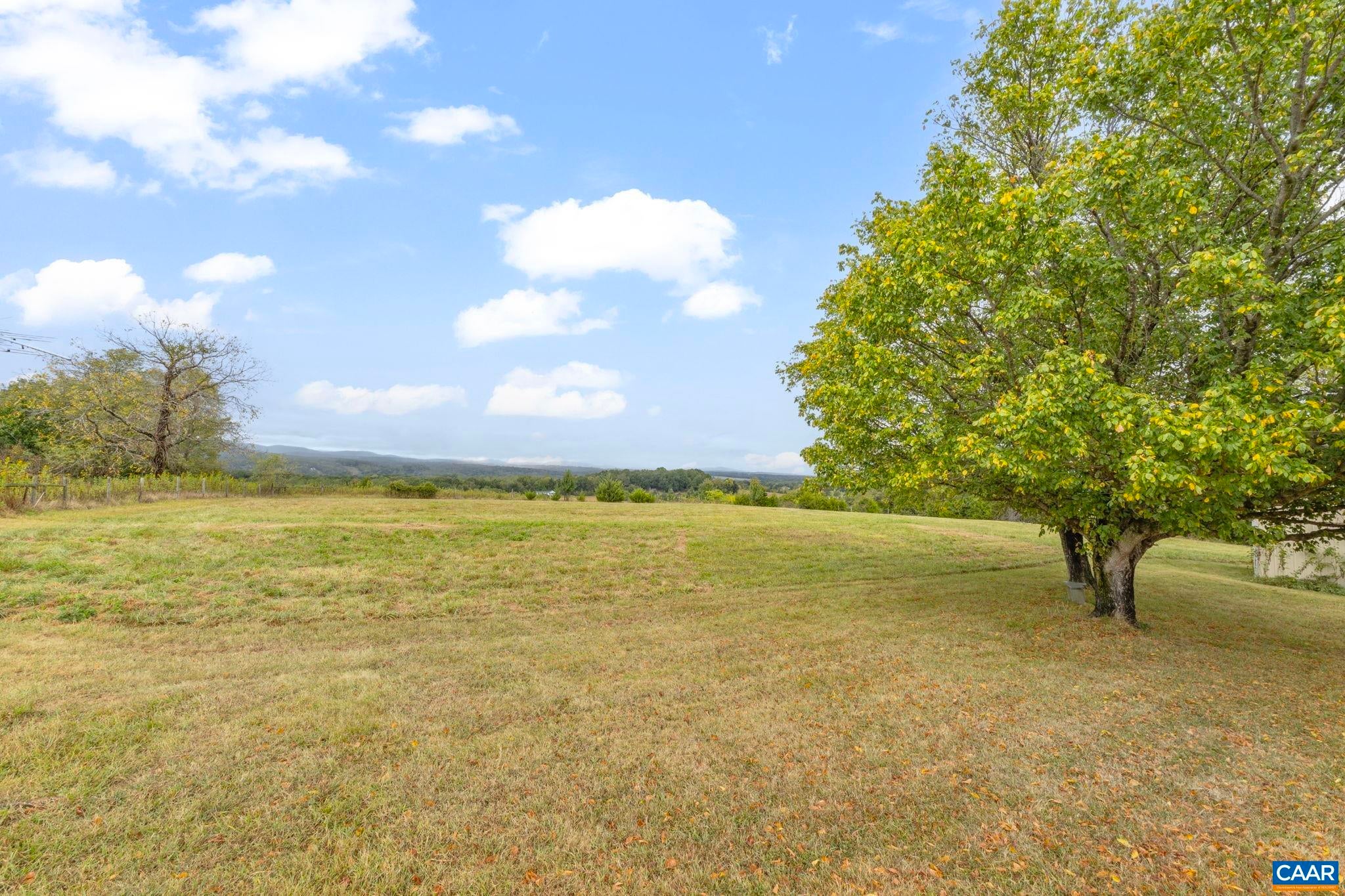 Howardsville, Virginia, 24562, United States, 2 Bedrooms Bedrooms, ,2 BathroomsBathrooms,Residential,Active,1952295