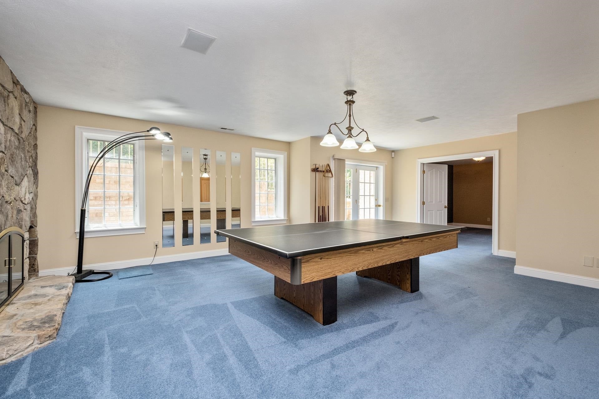 Rockingham, Virginia, 22801, United States, 5 Bedrooms Bedrooms, ,4 BathroomsBathrooms,Residential,Active,1852694