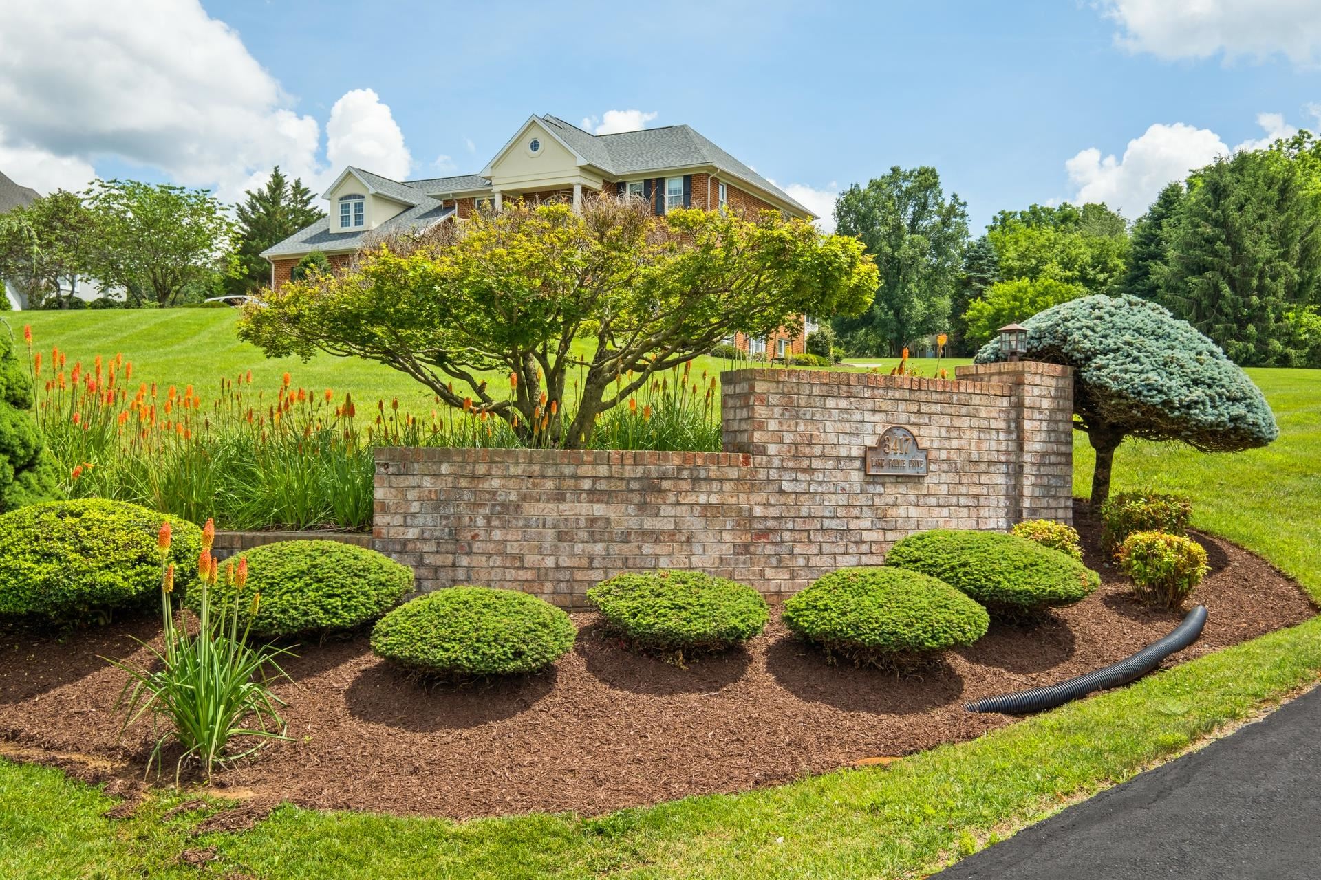 Rockingham, Virginia, 22801, United States, 5 Bedrooms Bedrooms, ,4 BathroomsBathrooms,Residential,Active,1973274