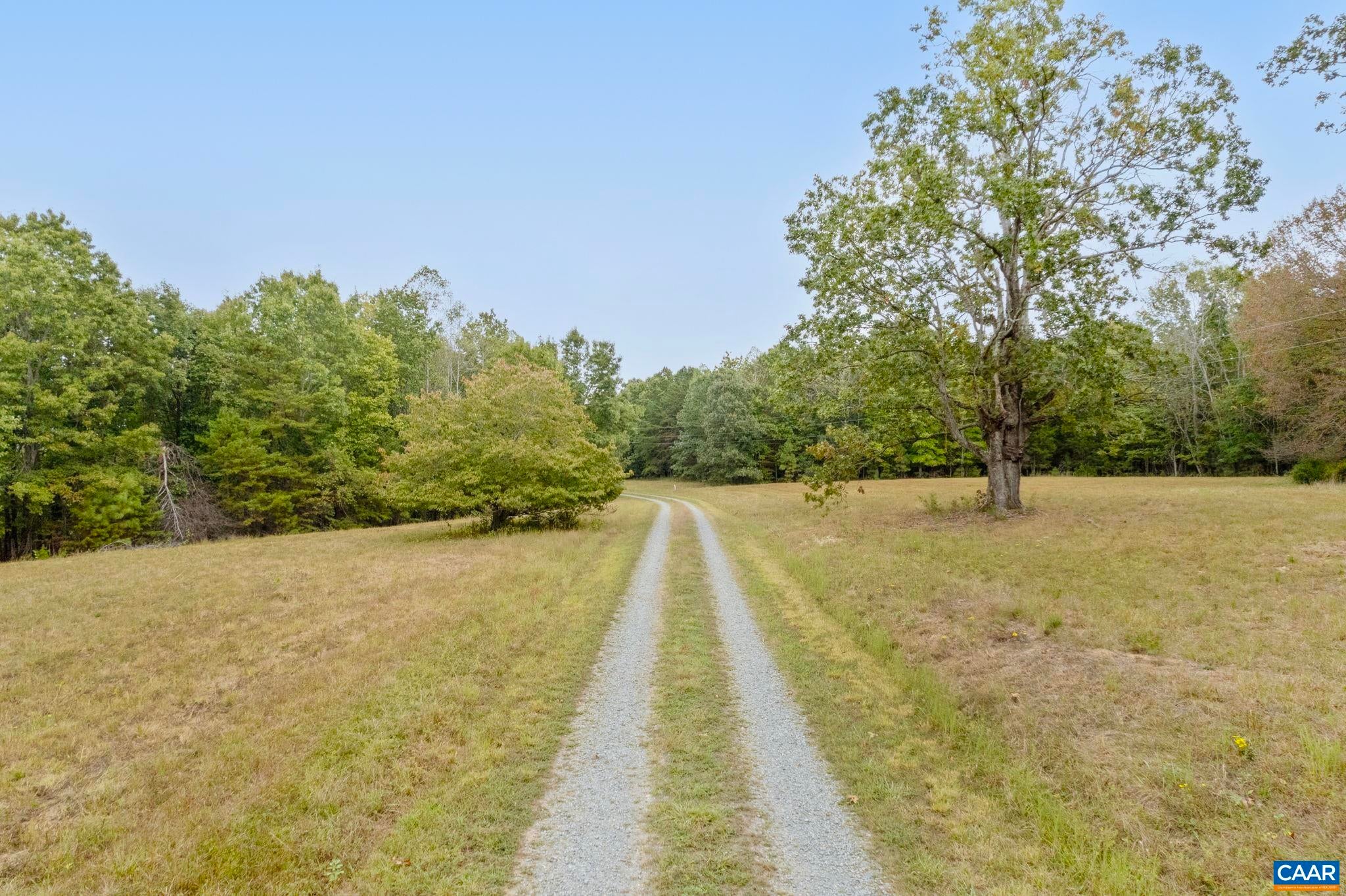 Howardsville, Virginia, 24562, United States, 2 Bedrooms Bedrooms, ,2 BathroomsBathrooms,Residential,Active,1952295