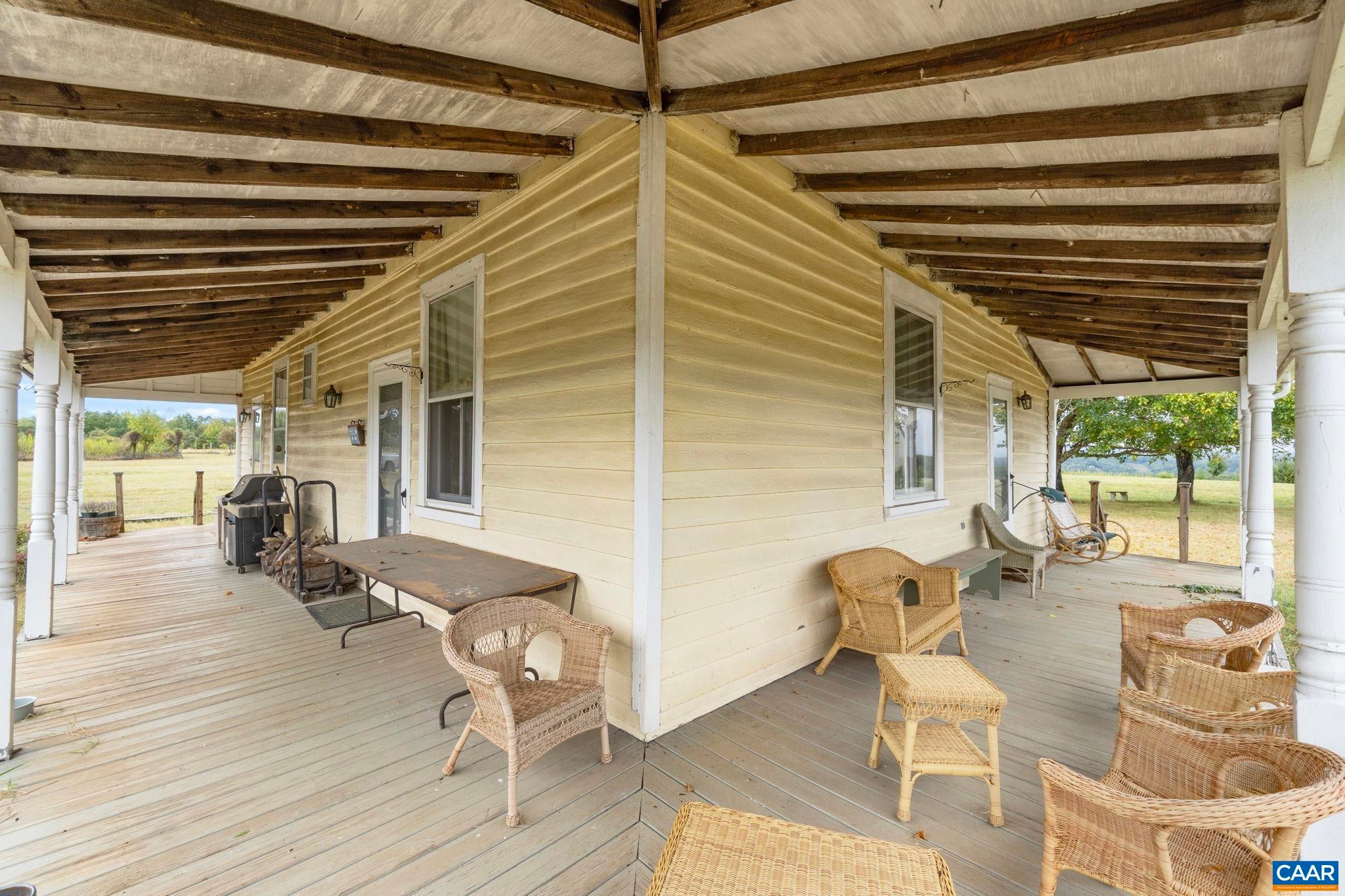 Howardsville, Virginia, 24562, United States, 2 Bedrooms Bedrooms, ,2 BathroomsBathrooms,Residential,Active,1952295